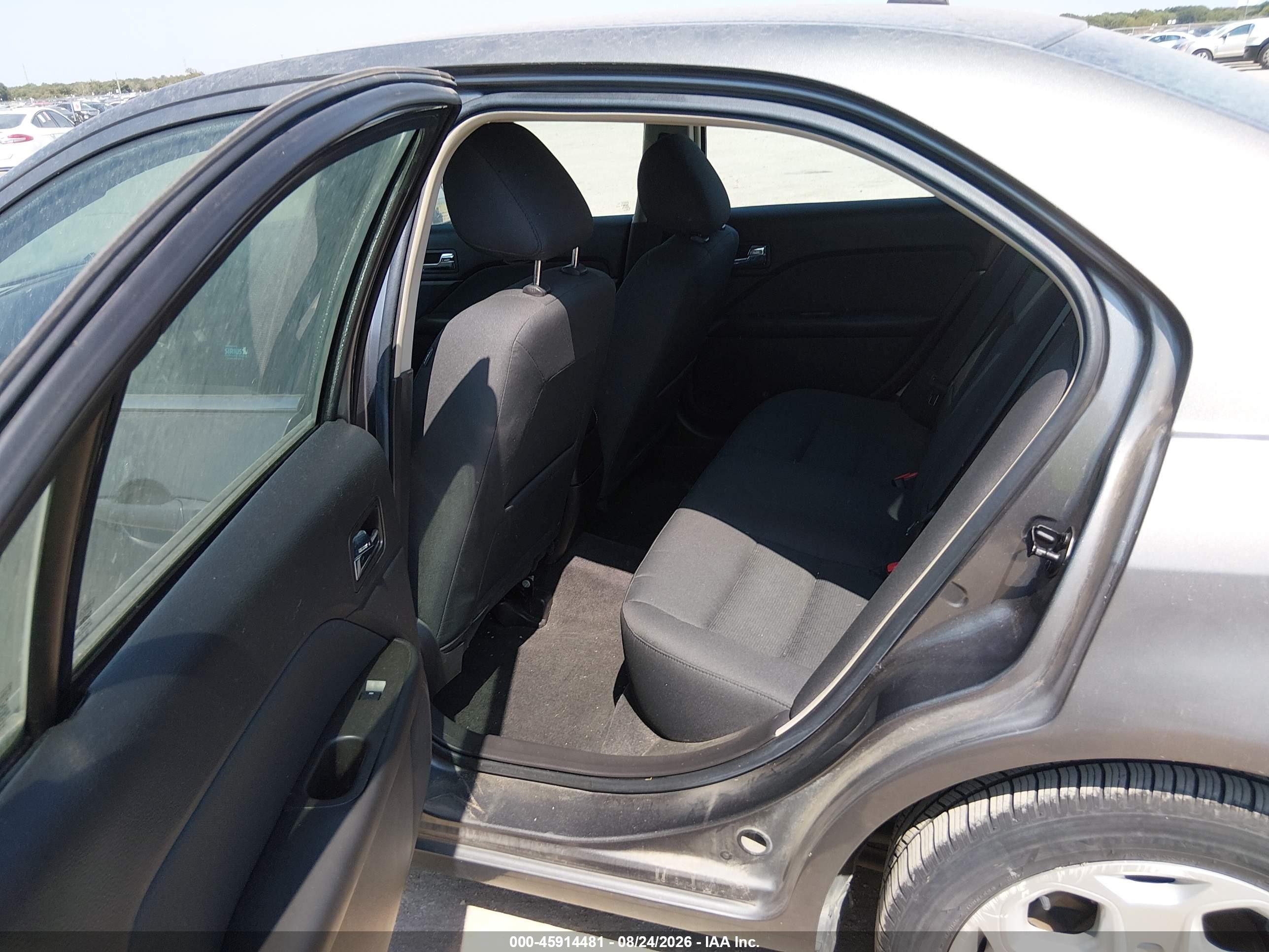 2011 Ford Fusion Se Gray vin: 3FAHP0HA9BR139418