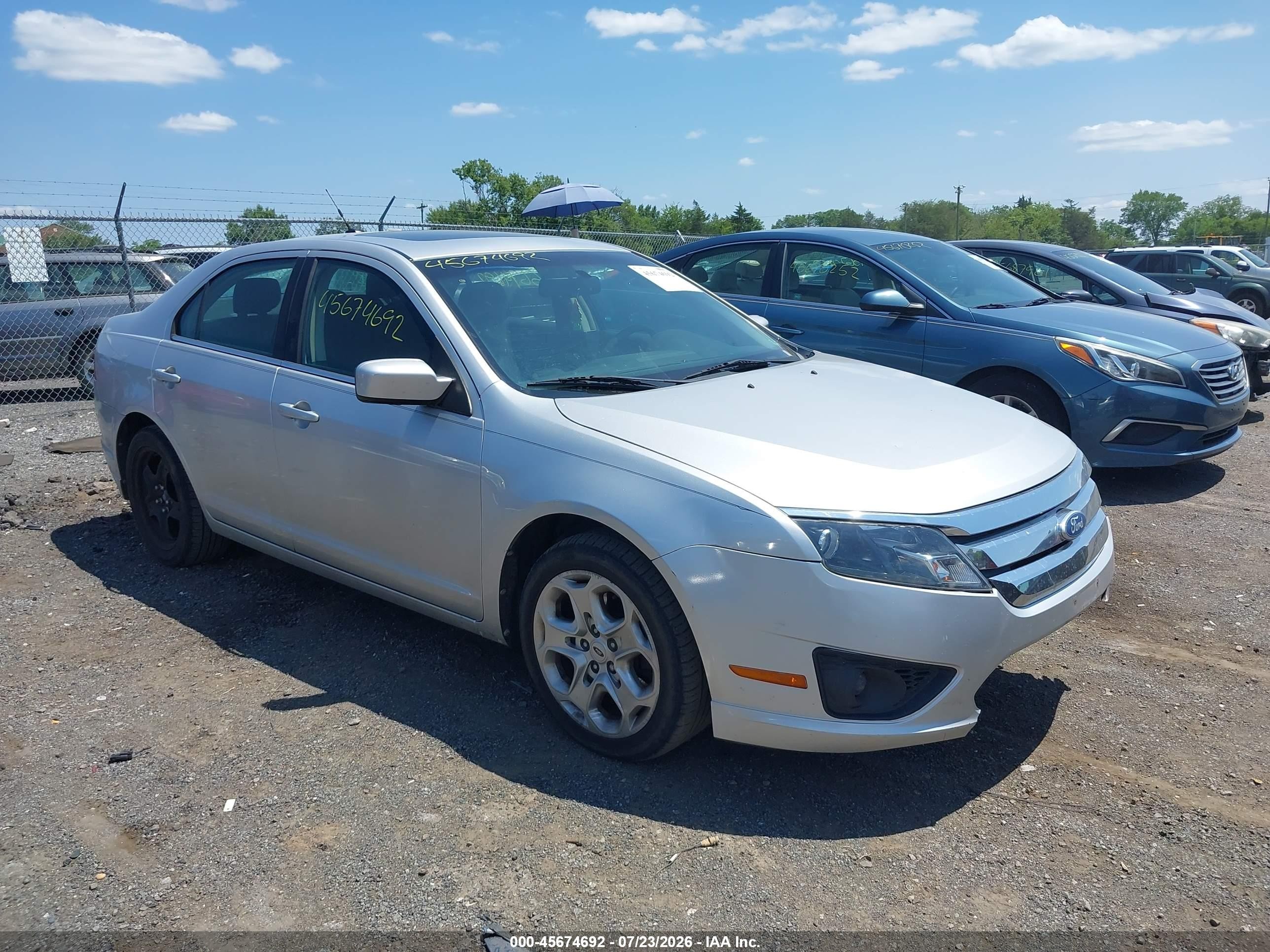 2011 Ford Fusion Se Серебряный vin: 3FAHP0HA9BR151634