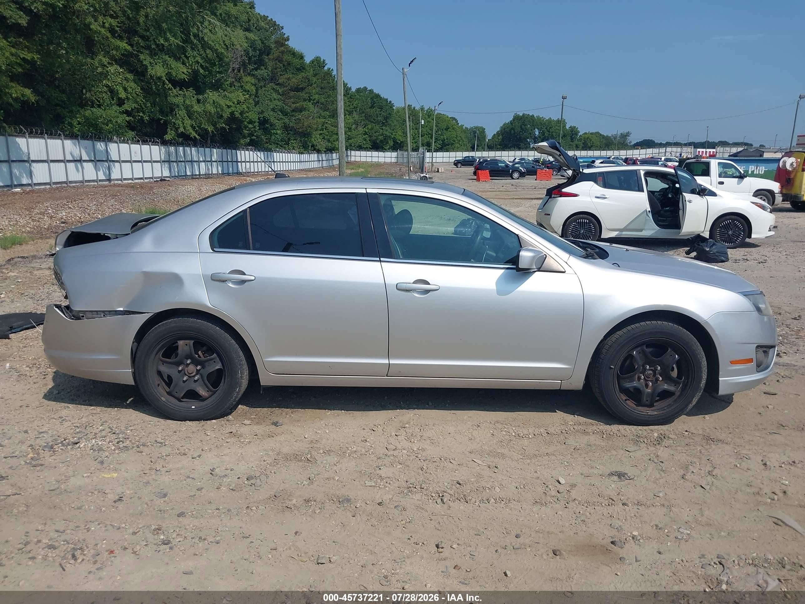 2011 Ford Fusion Se Серебряный vin: 3FAHP0HA9BR173925