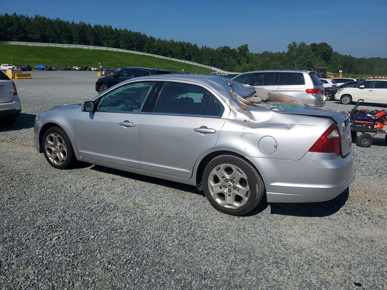 2011 Ford Fusion Se Silver vin: 3FAHP0HA9BR182267