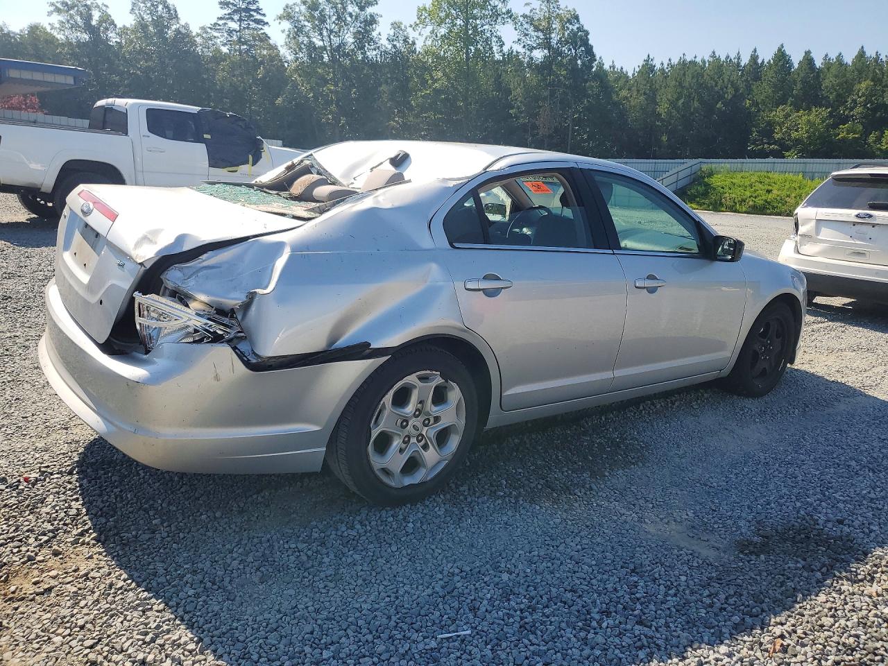 2011 Ford Fusion Se Silver vin: 3FAHP0HA9BR182267