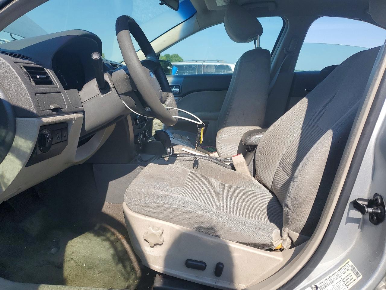 2011 Ford Fusion Se Silver vin: 3FAHP0HA9BR182267