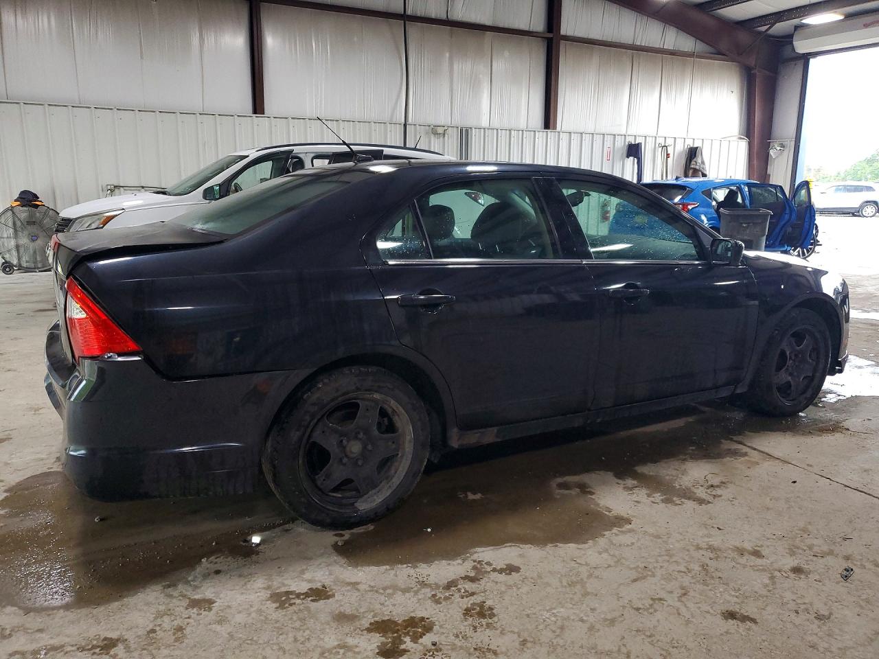 2011 Ford Fusion Se Black vin: 3FAHP0HA9BR284751