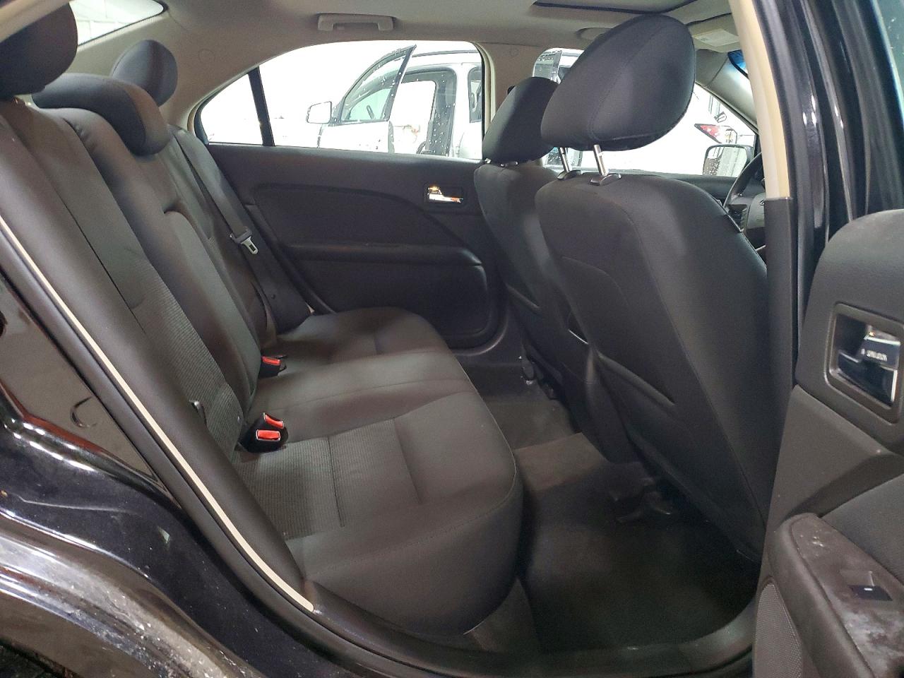 2011 Ford Fusion Se Black vin: 3FAHP0HA9BR284751