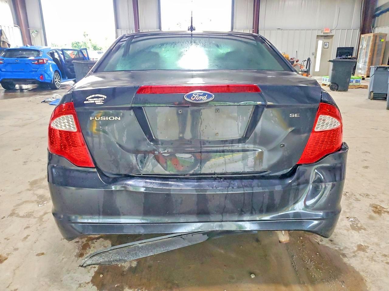 2011 Ford Fusion Se Black vin: 3FAHP0HA9BR284751