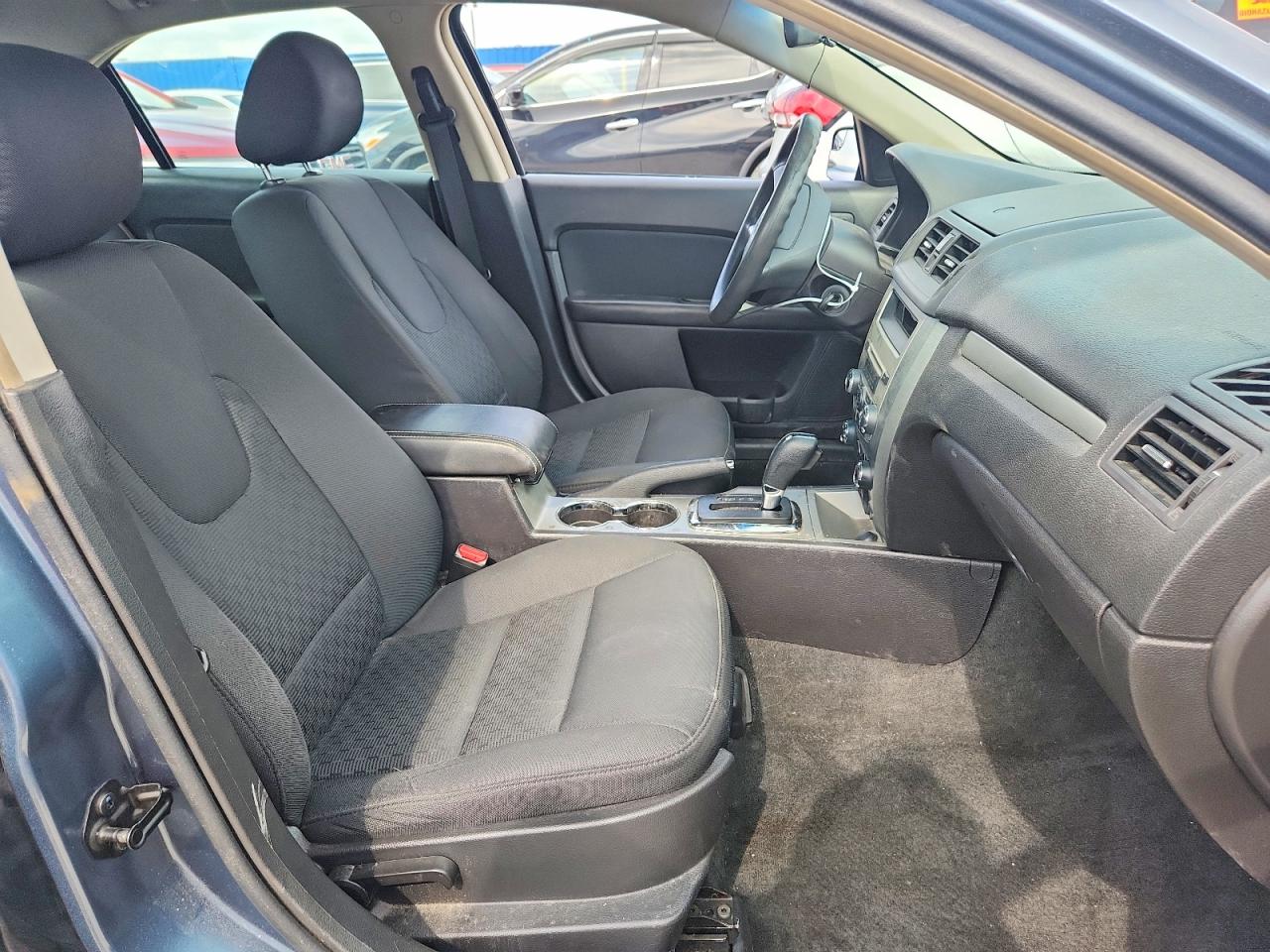 2012 Ford Fusion Se Blue vin: 3FAHP0HA9CR104685