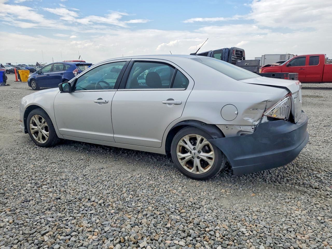 2012 Ford Fusion Se Silver vin: 3FAHP0HA9CR136956