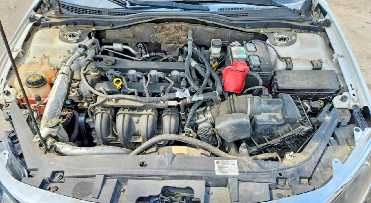 2012 Ford Fusion Se Cream vin: 3FAHP0HA9CR220436