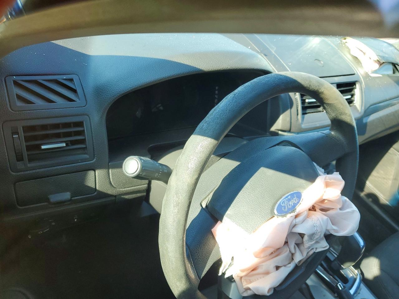 2012 Ford Fusion Se Red vin: 3FAHP0HA9CR227516