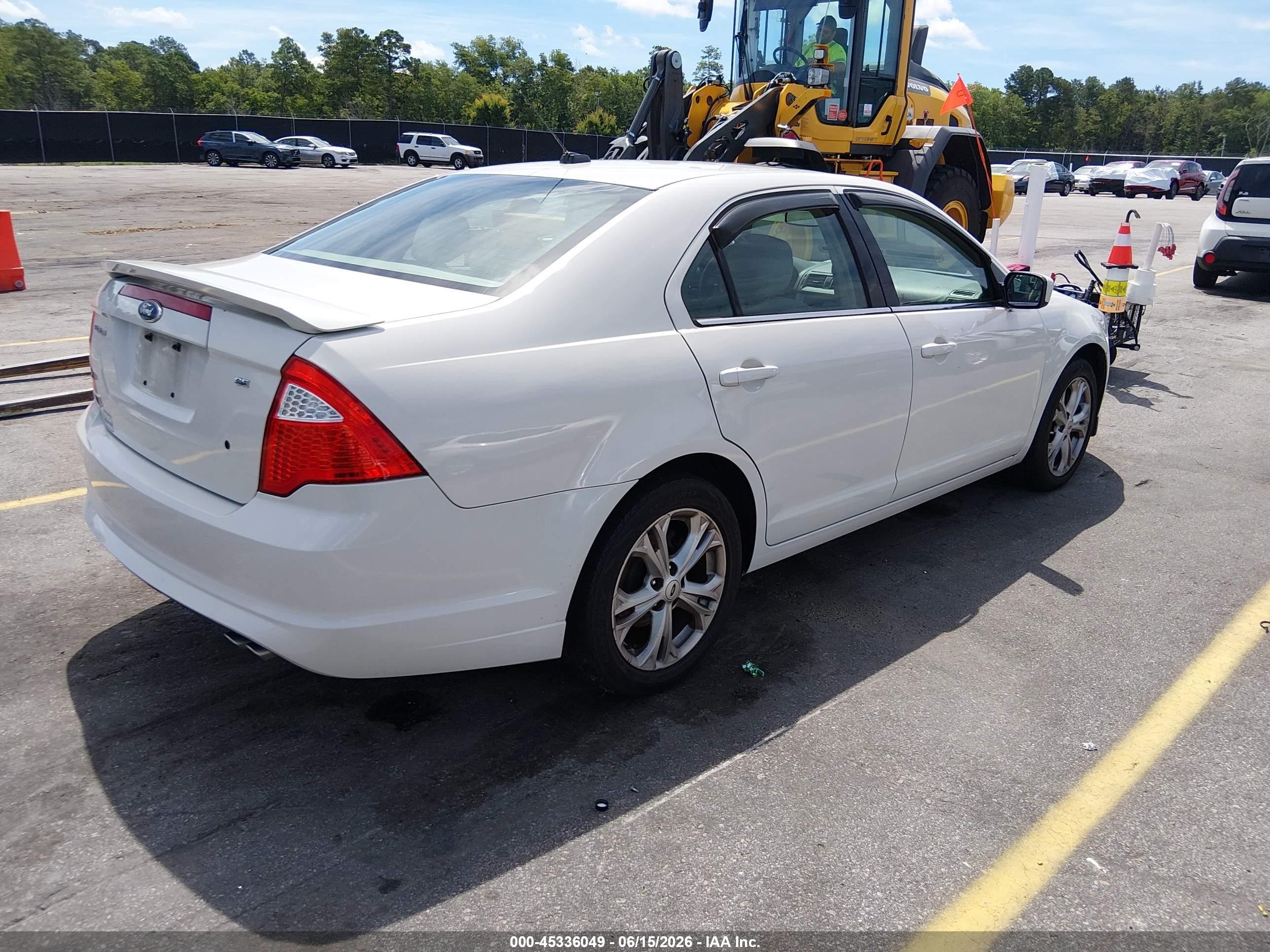 2012 Ford Fusion Se White vin: 3FAHP0HA9CR234952