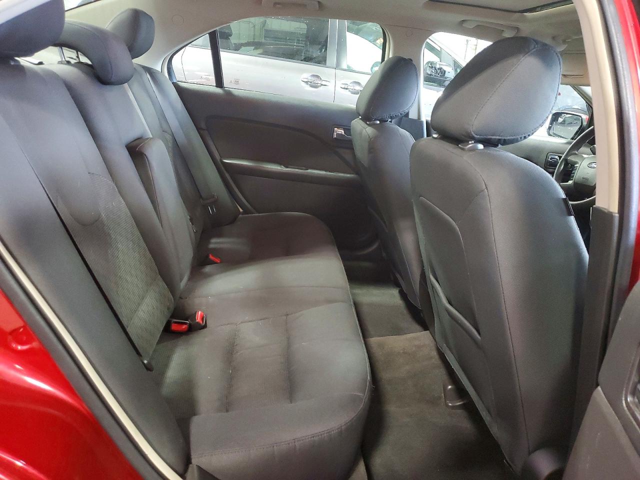 2012 Ford Fusion Se Red vin: 3FAHP0HA9CR238113