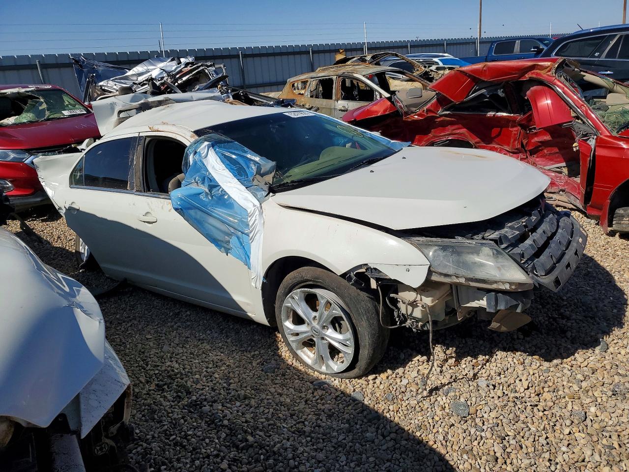 2012 Ford Fusion Se Белый vin: 3FAHP0HA9CR320083