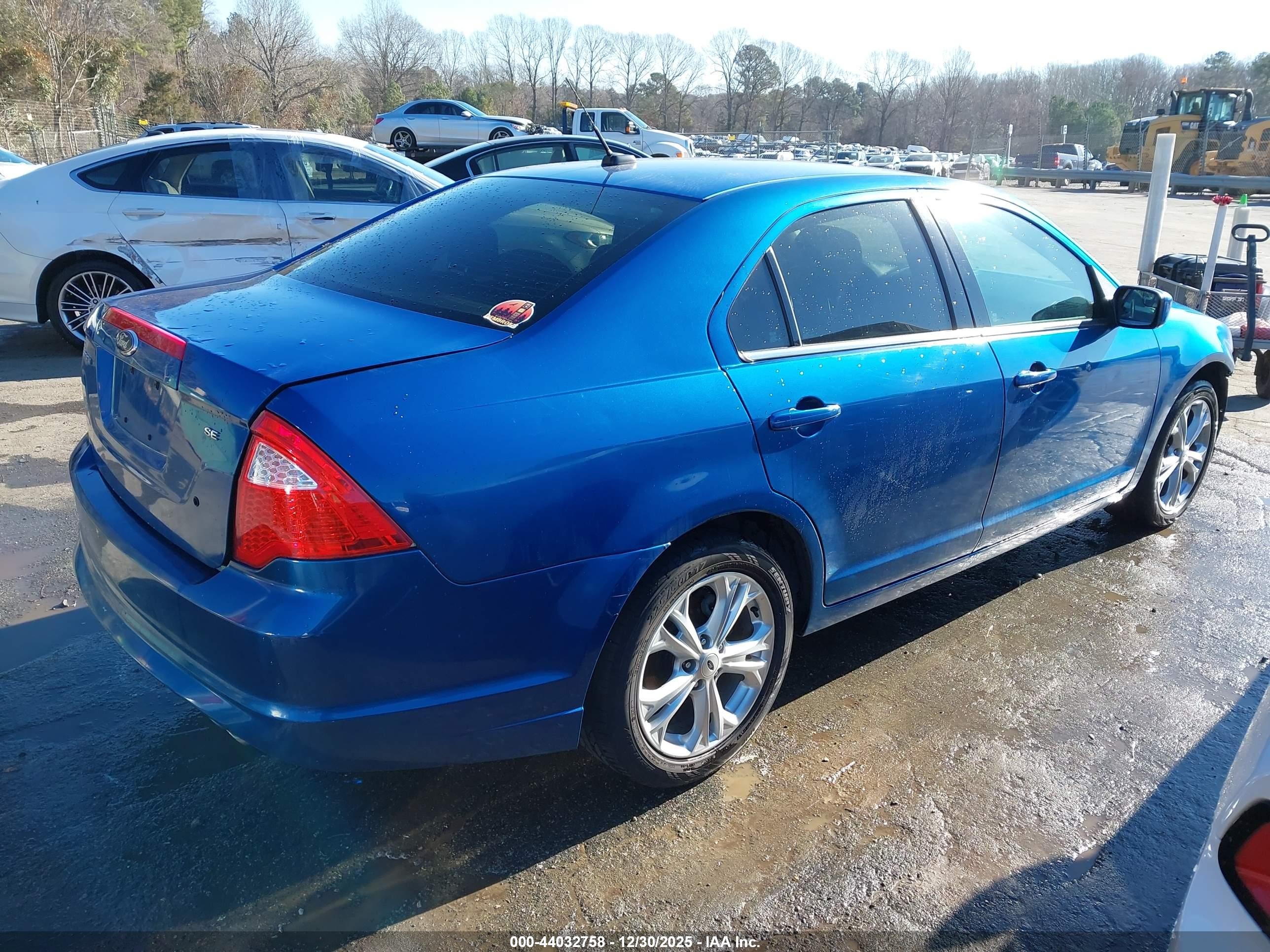 2012 Ford Fusion Se Синий vin: 3FAHP0HA9CR351141
