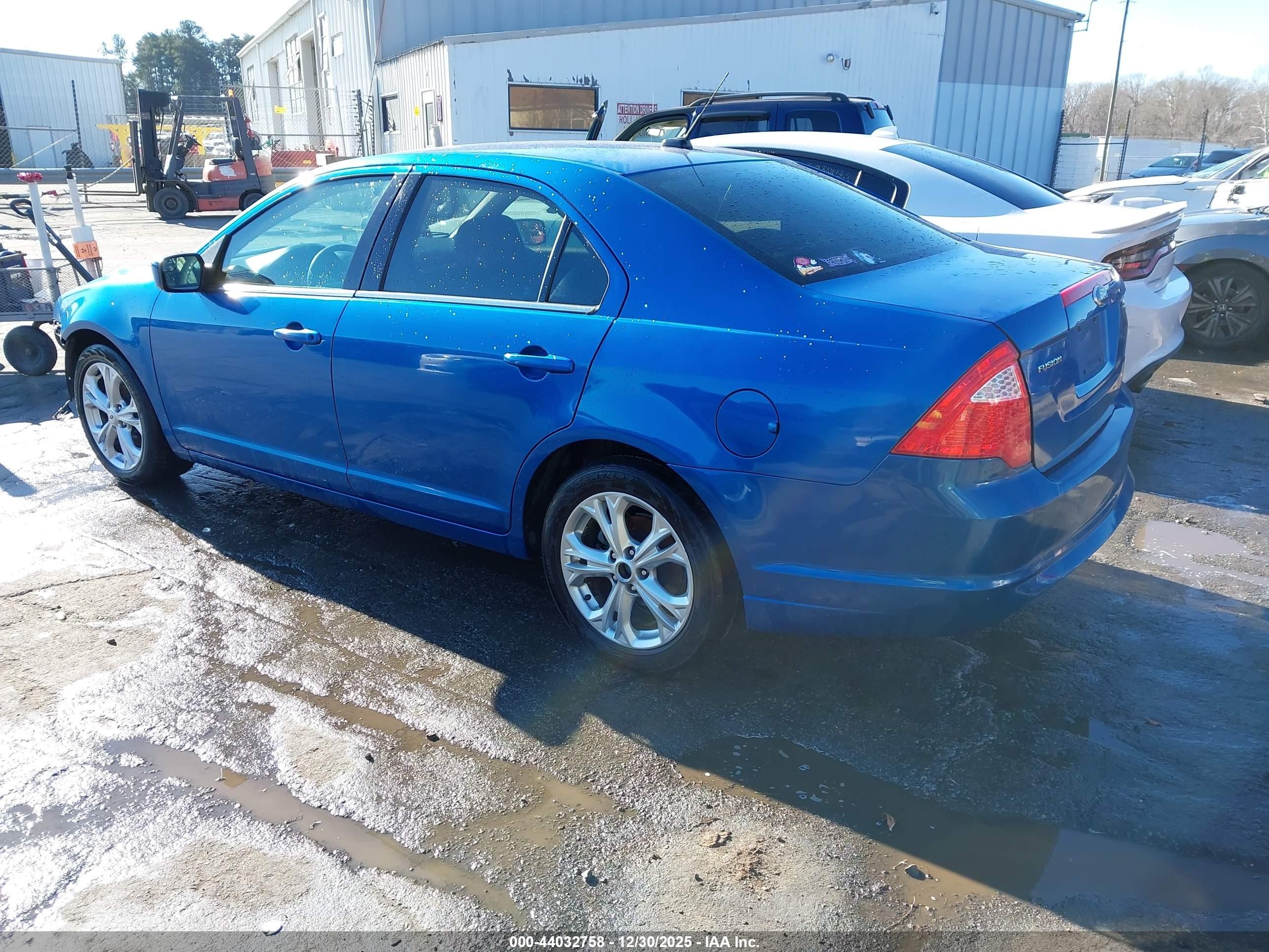 2012 Ford Fusion Se Синий vin: 3FAHP0HA9CR351141