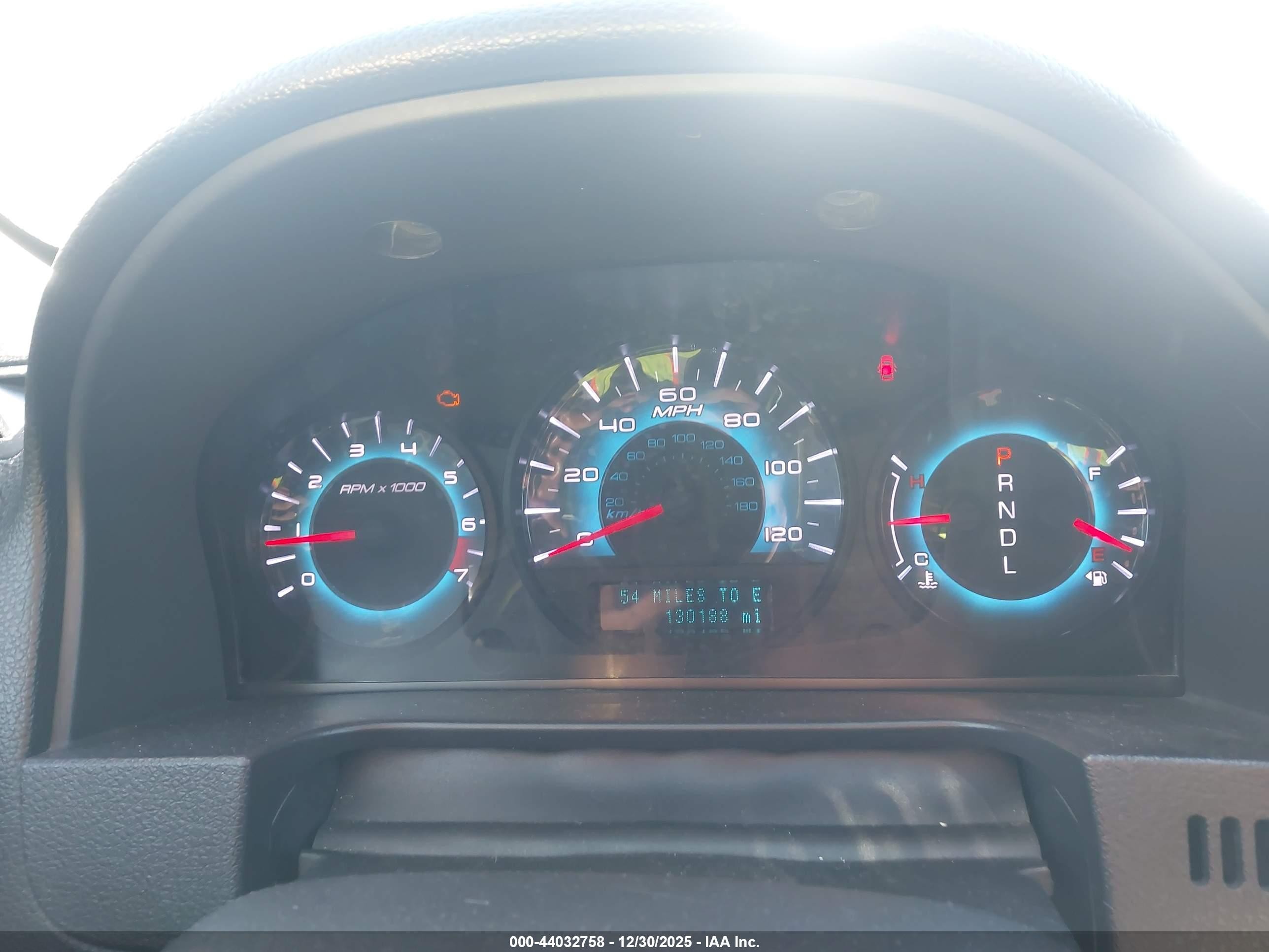 2012 Ford Fusion Se Синий vin: 3FAHP0HA9CR351141