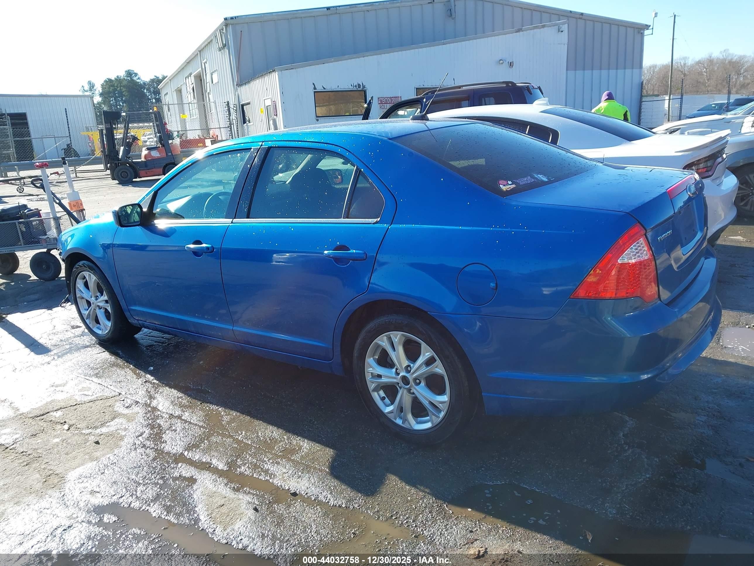 2012 Ford Fusion Se Синий vin: 3FAHP0HA9CR351141