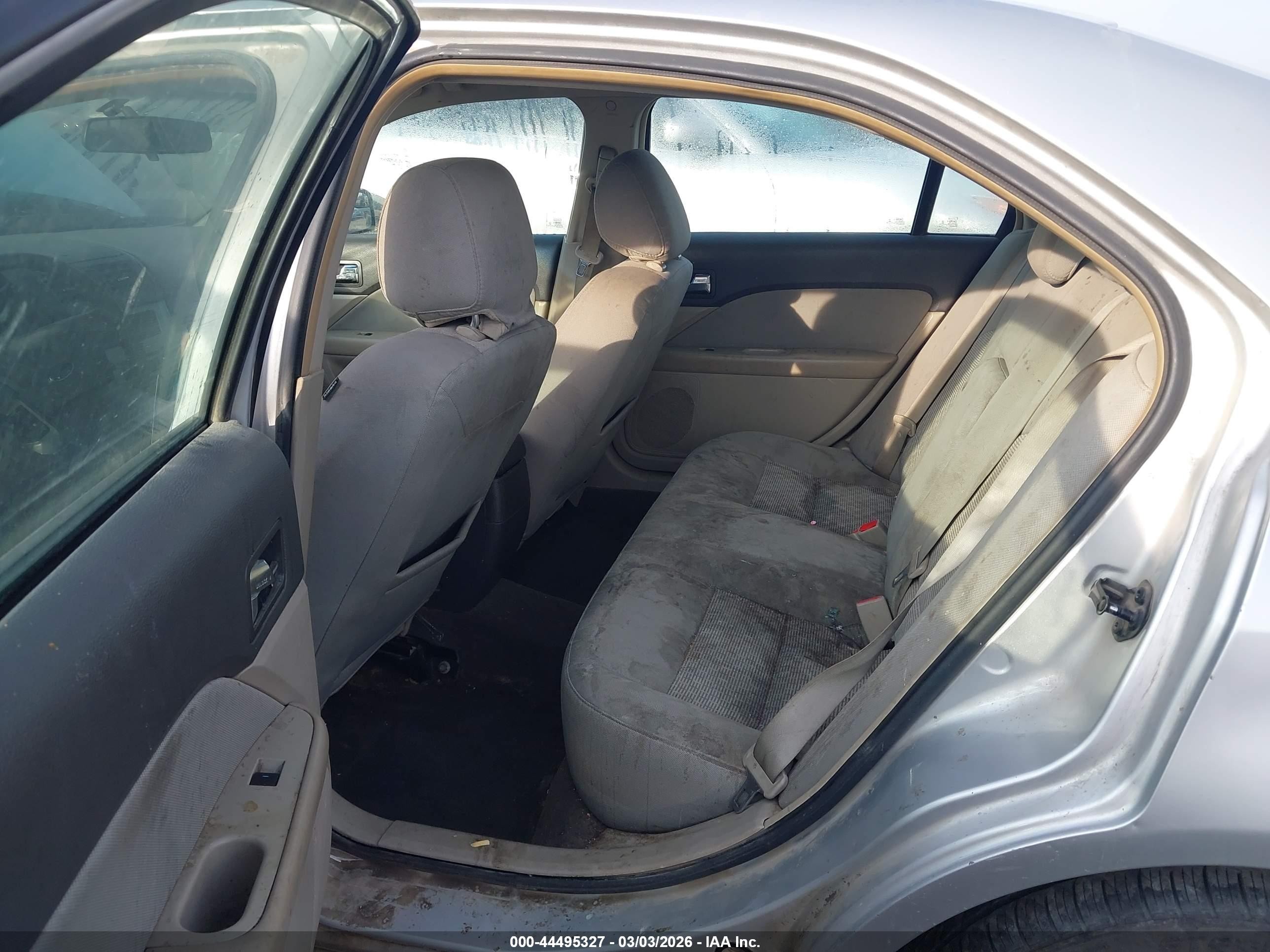 2012 Ford Fusion Se Серебряный vin: 3FAHP0HA9CR354539