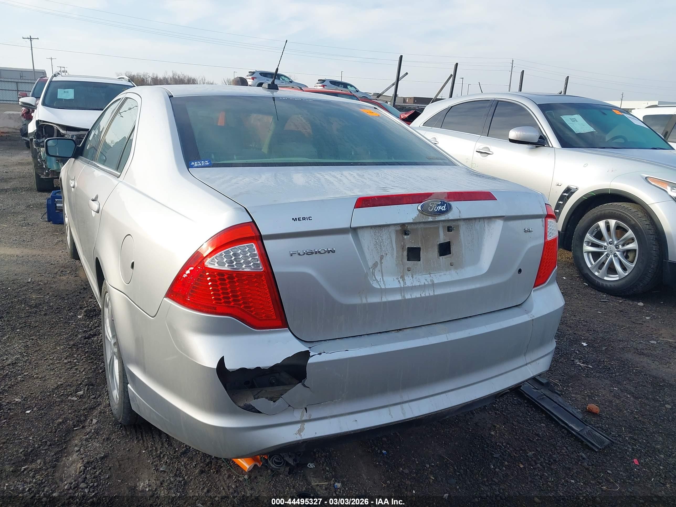 2012 Ford Fusion Se Серебряный vin: 3FAHP0HA9CR354539