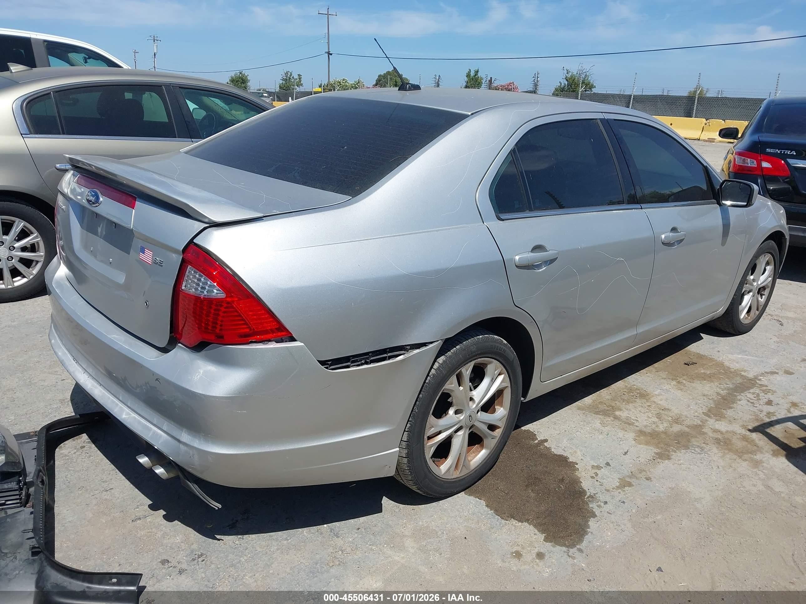 2012 Ford Fusion Se Gray vin: 3FAHP0HA9CR425738