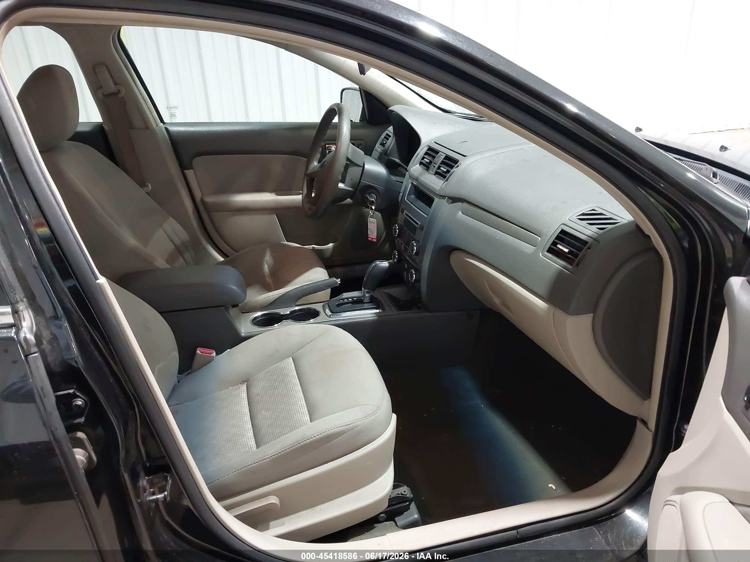 2010 Ford Fusion Se Black vin: 3FAHP0HAXAR184771