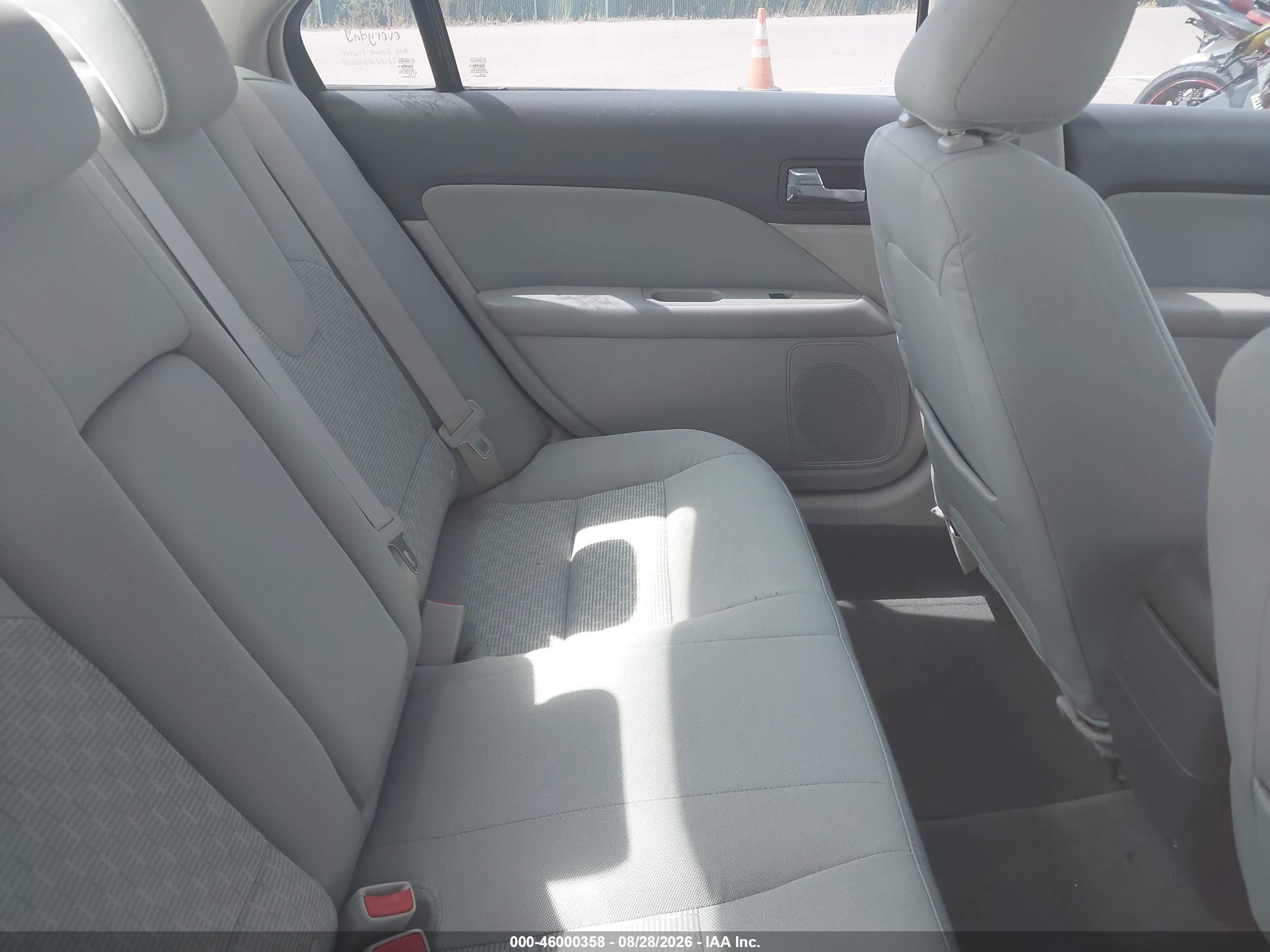 2010 Ford Fusion Se Silver vin: 3FAHP0HAXAR203366