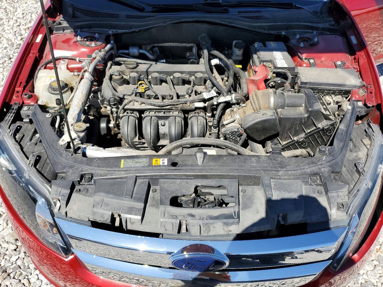 2010 Ford Fusion Se Red vin: 3FAHP0HAXAR216862