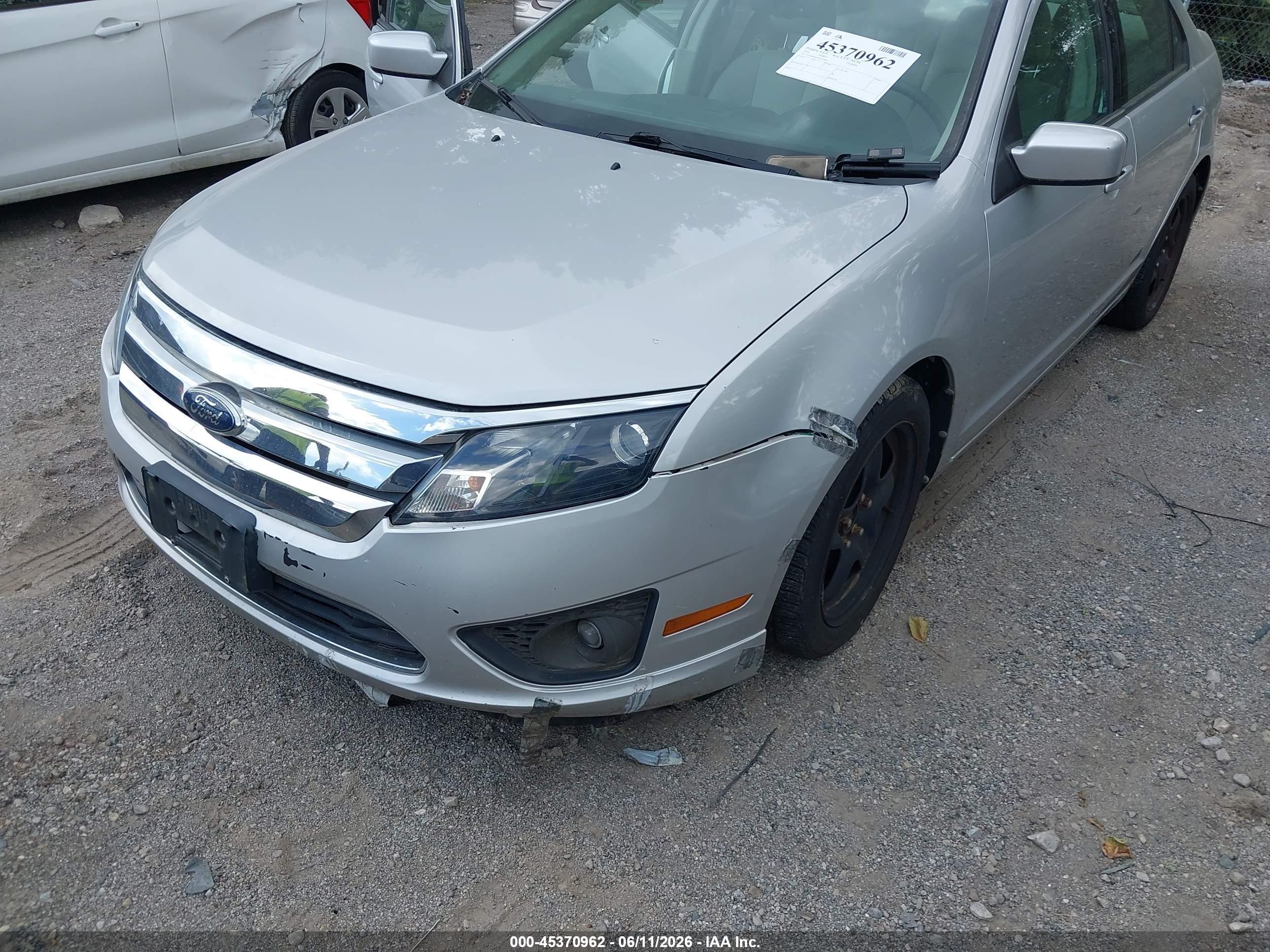 2010 Ford Fusion Se Серебряный vin: 3FAHP0HAXAR239686