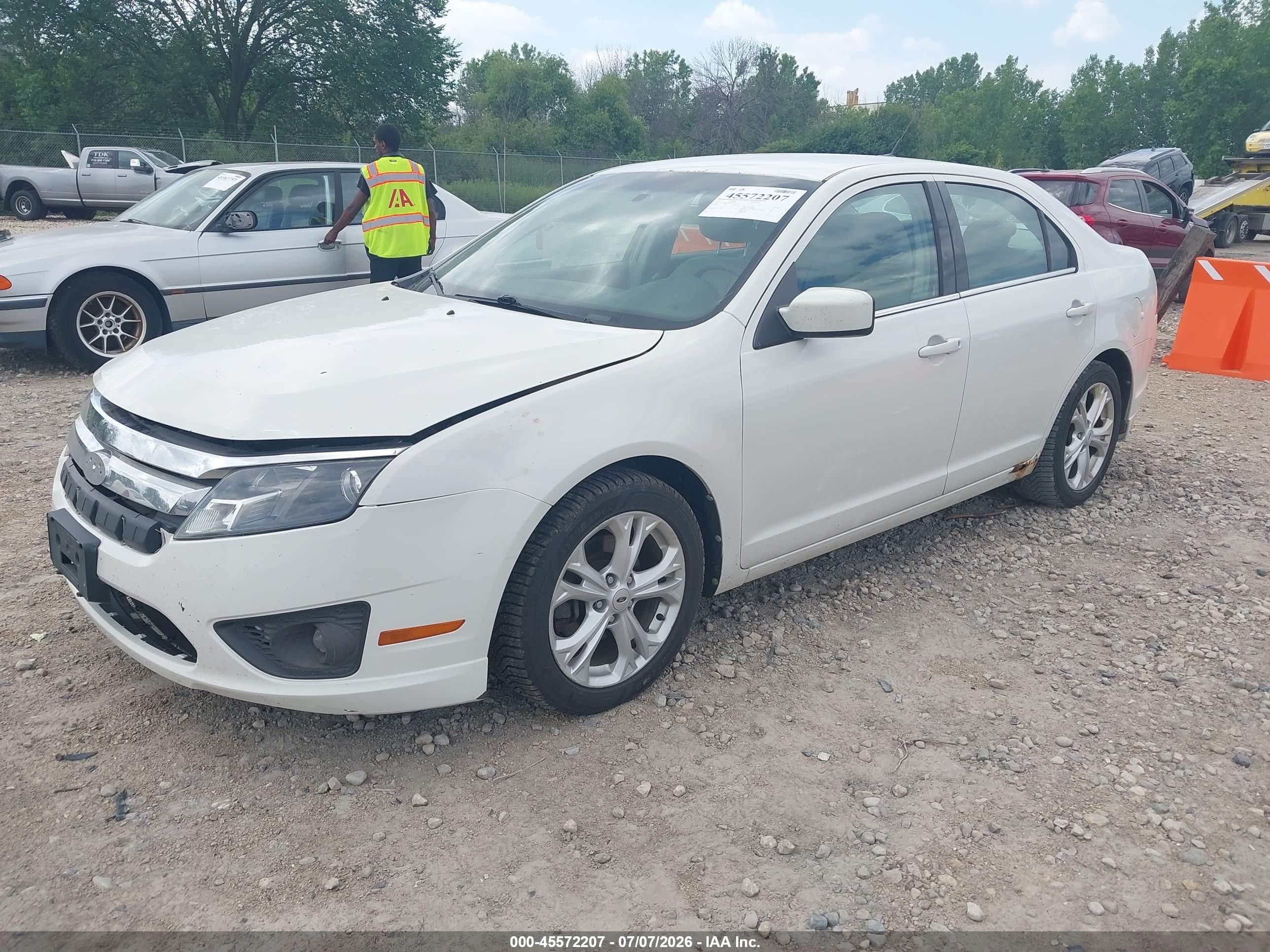 2010 Ford Fusion Se White vin: 3FAHP0HAXAR242491