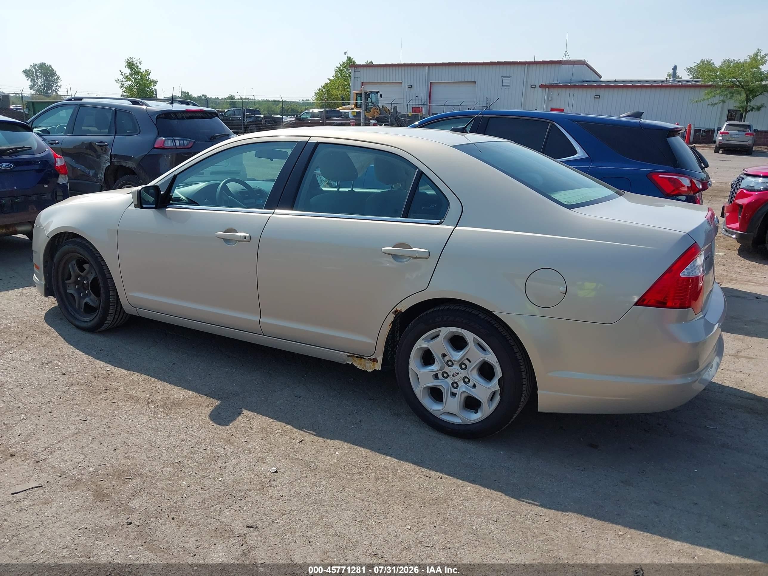 2010 Ford Fusion Se Tan vin: 3FAHP0HAXAR270002