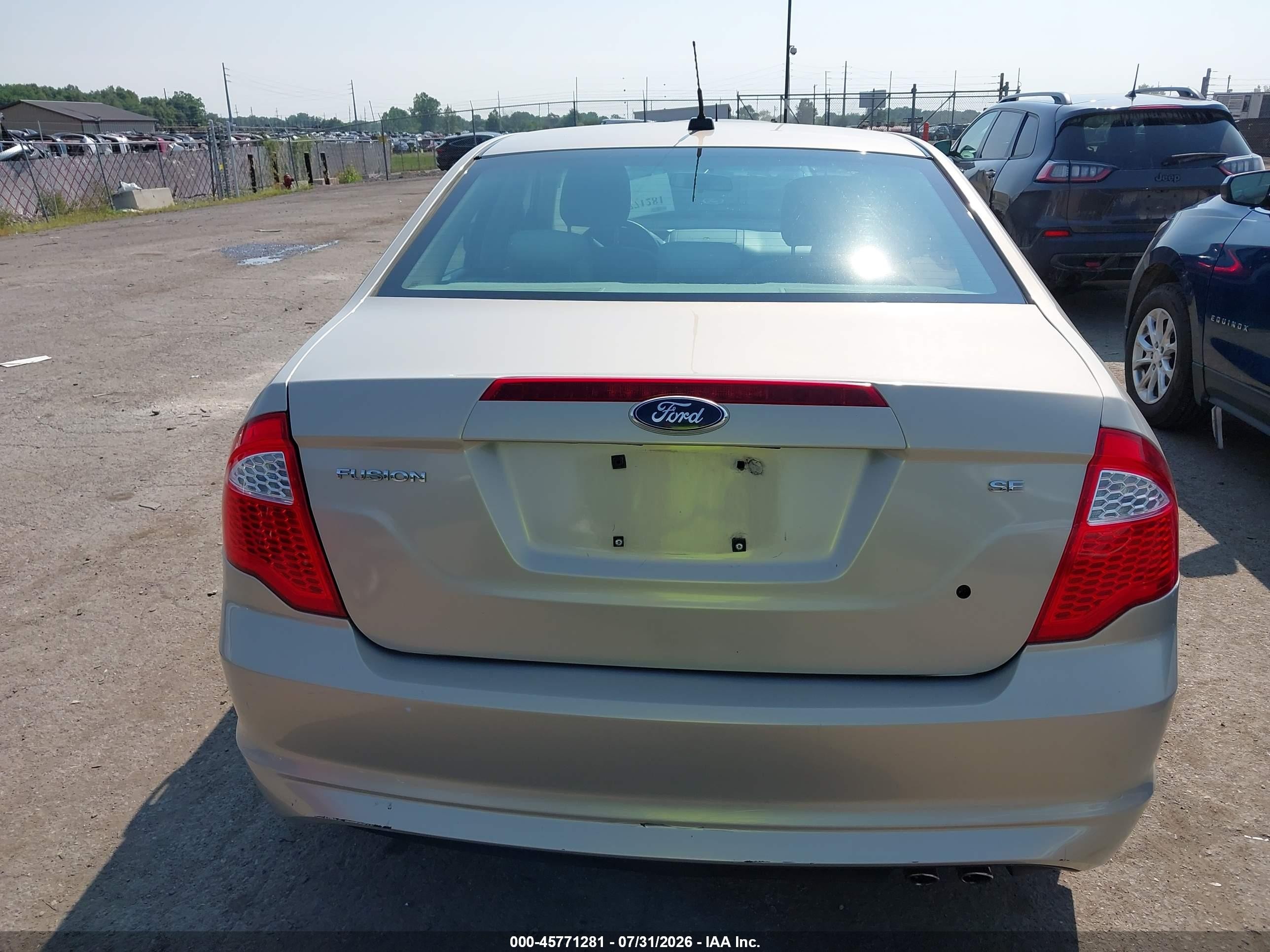 2010 Ford Fusion Se Tan vin: 3FAHP0HAXAR270002