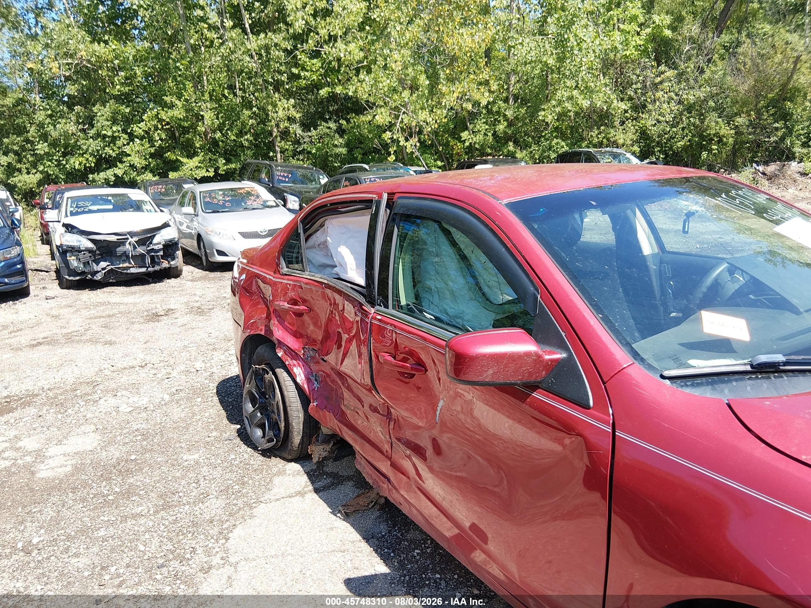 2010 Ford Fusion Se Red vin: 3FAHP0HAXAR348472