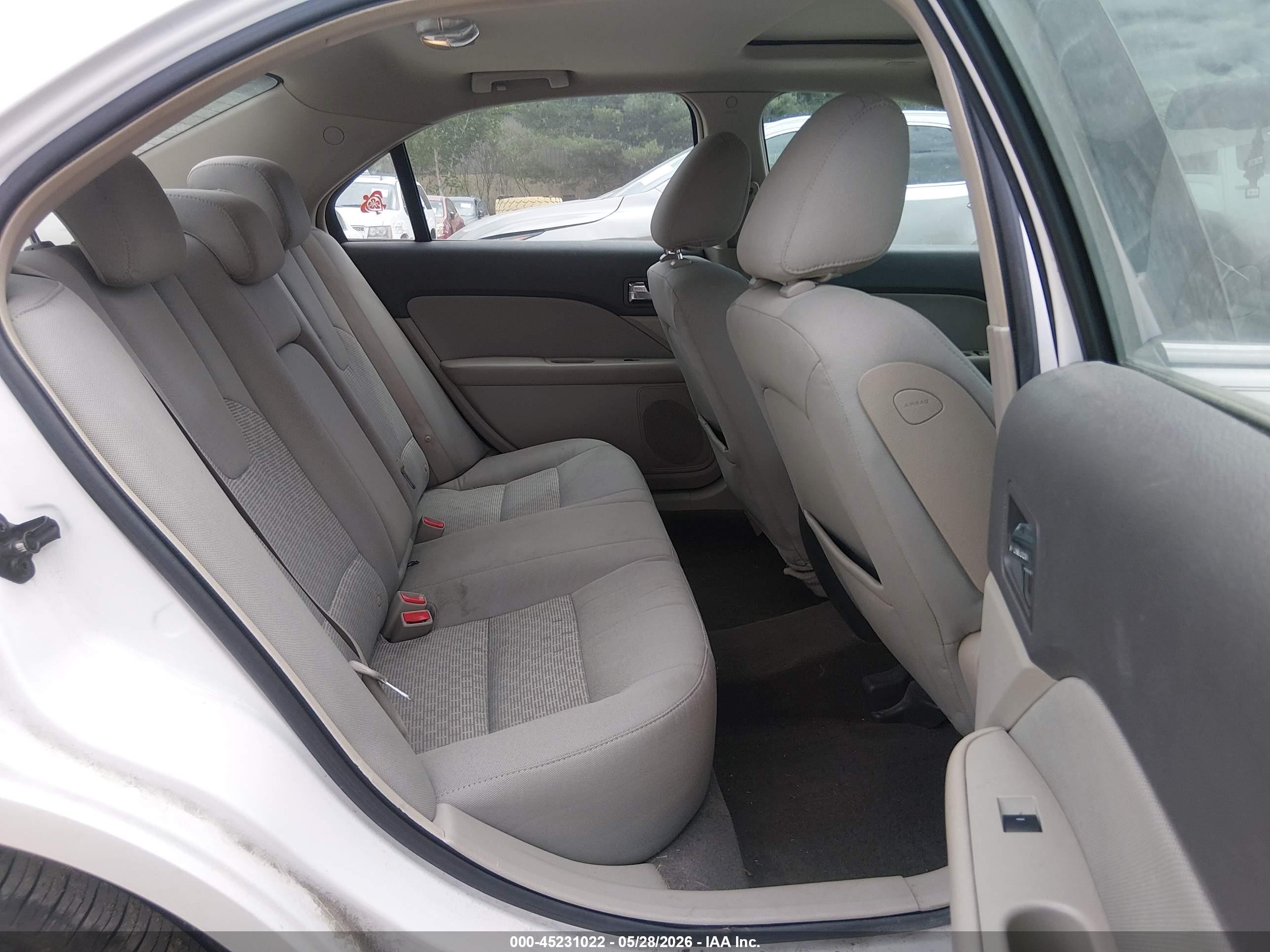 2010 Ford Fusion Se Белый vin: 3FAHP0HAXAR364512