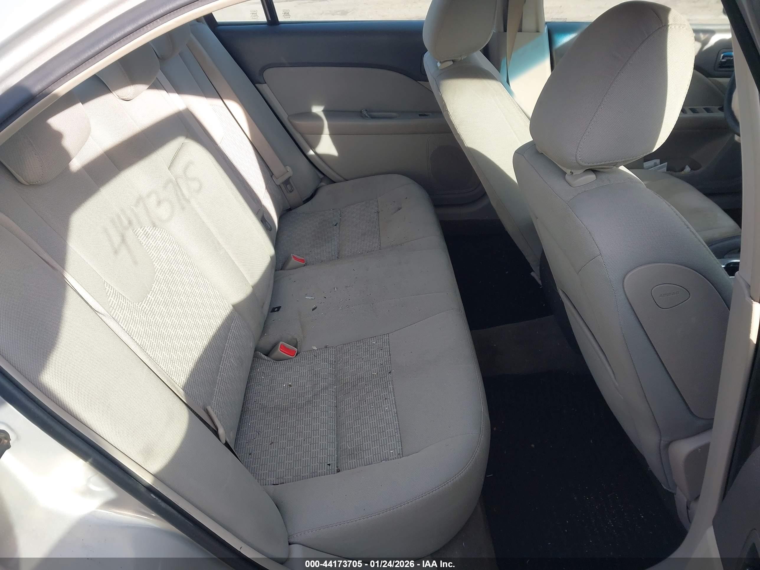 2010 Ford Fusion Se Beige vin: 3FAHP0HAXAR386624