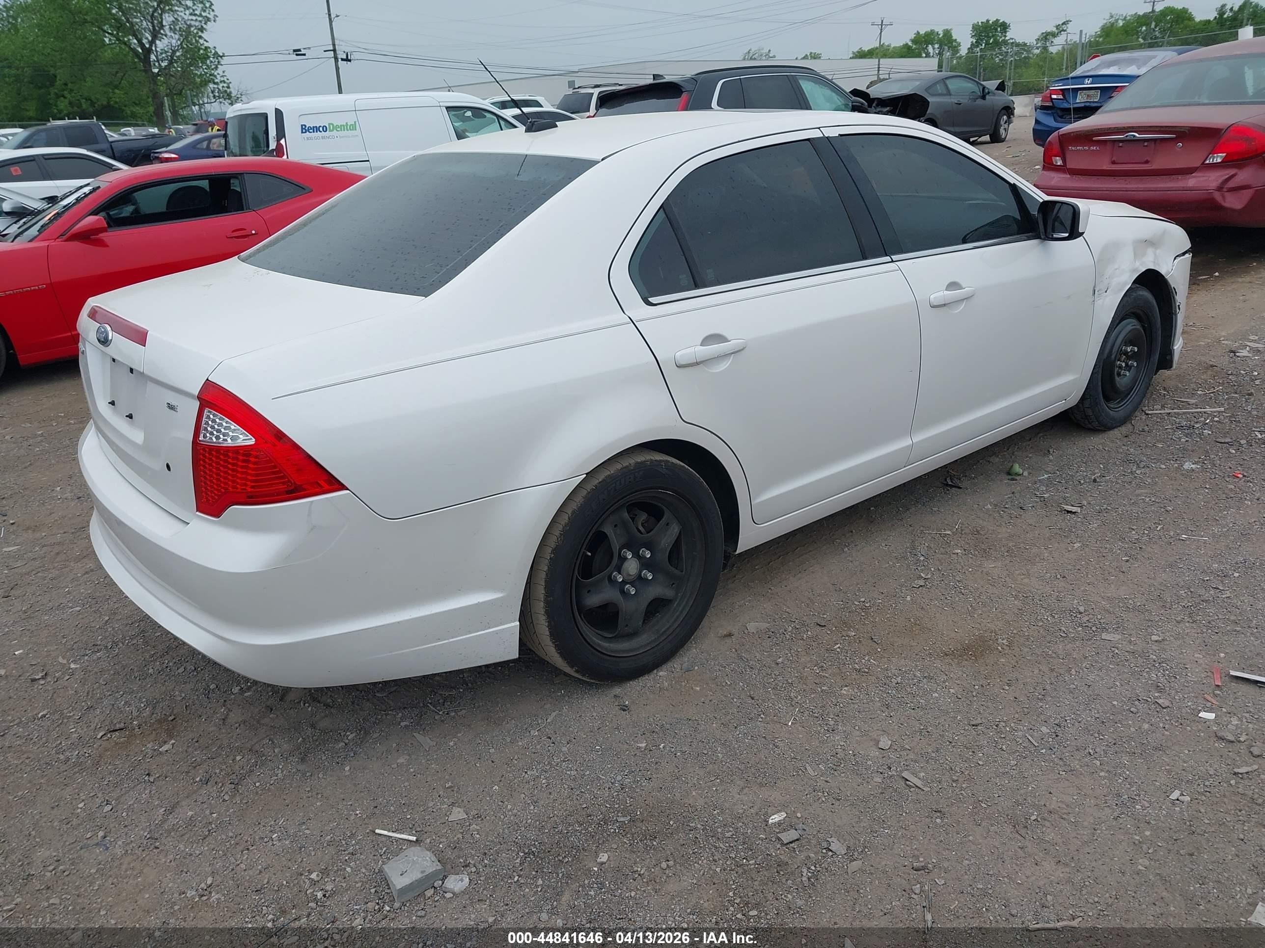 2010 Ford Fusion Se White vin: 3FAHP0HAXAR410047