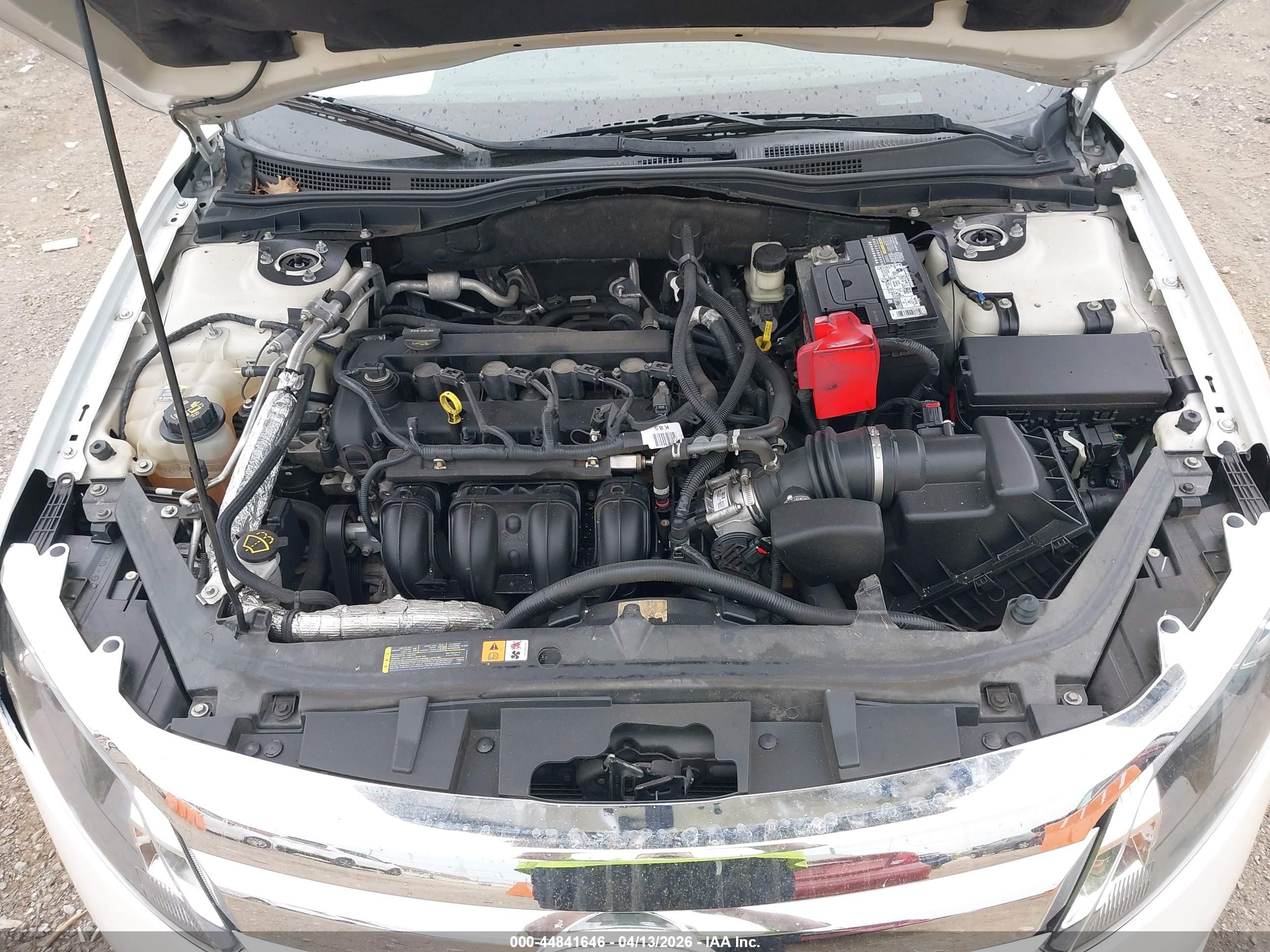 2010 Ford Fusion Se White vin: 3FAHP0HAXAR410047
