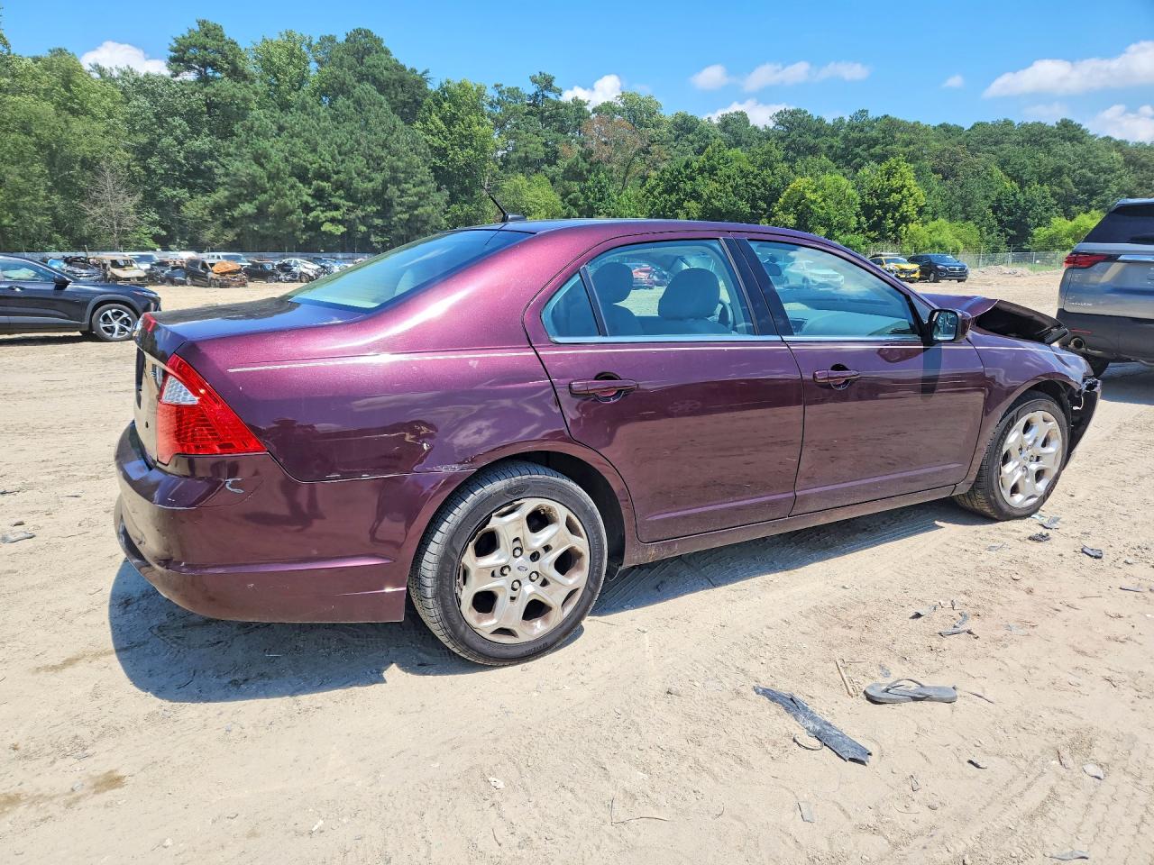 2011 Ford Fusion Se Burgundy vin: 3FAHP0HAXBR102393
