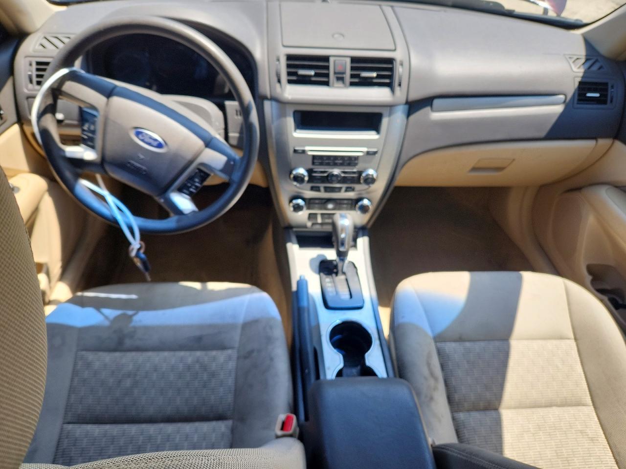 2011 Ford Fusion Se Burgundy vin: 3FAHP0HAXBR102393