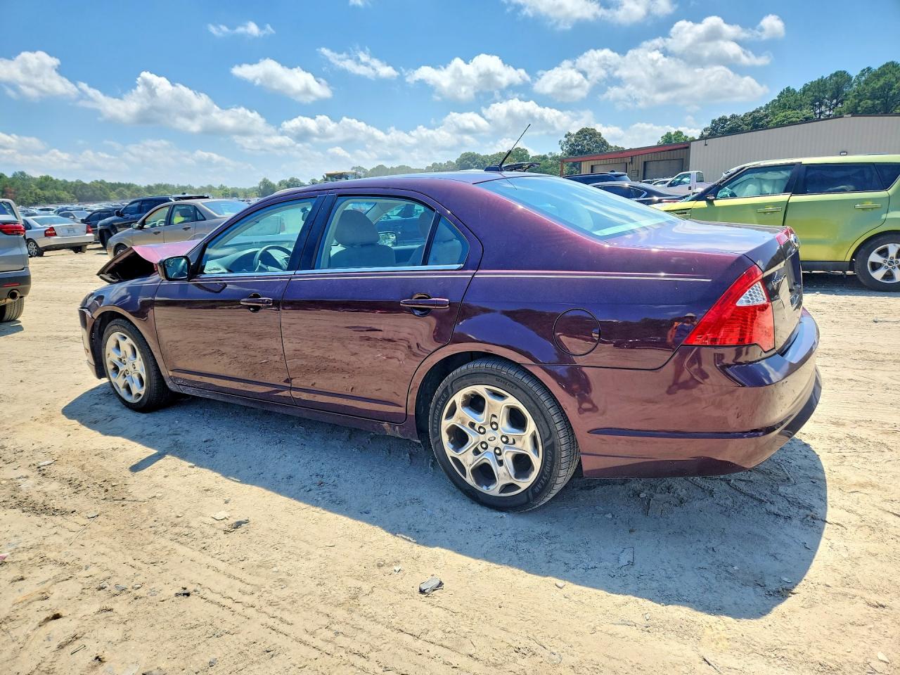2011 Ford Fusion Se Burgundy vin: 3FAHP0HAXBR102393