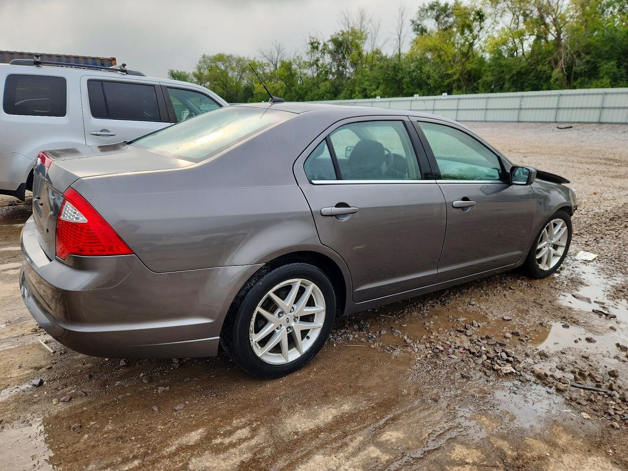 2011 Ford Fusion Se Gray vin: 3FAHP0HAXBR120084