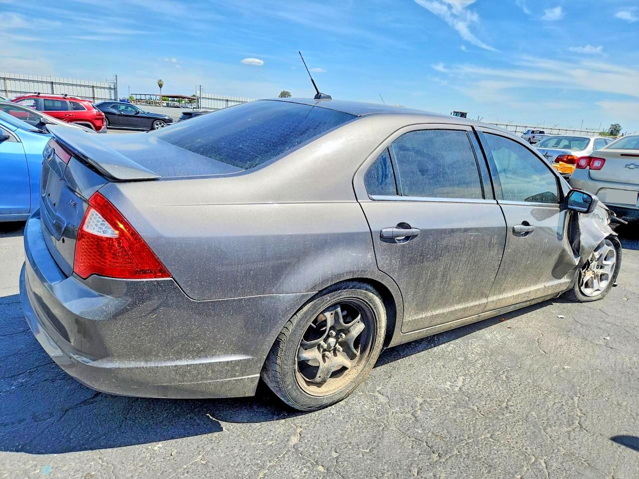 2011 Ford Fusion Se Gray vin: 3FAHP0HAXBR167793