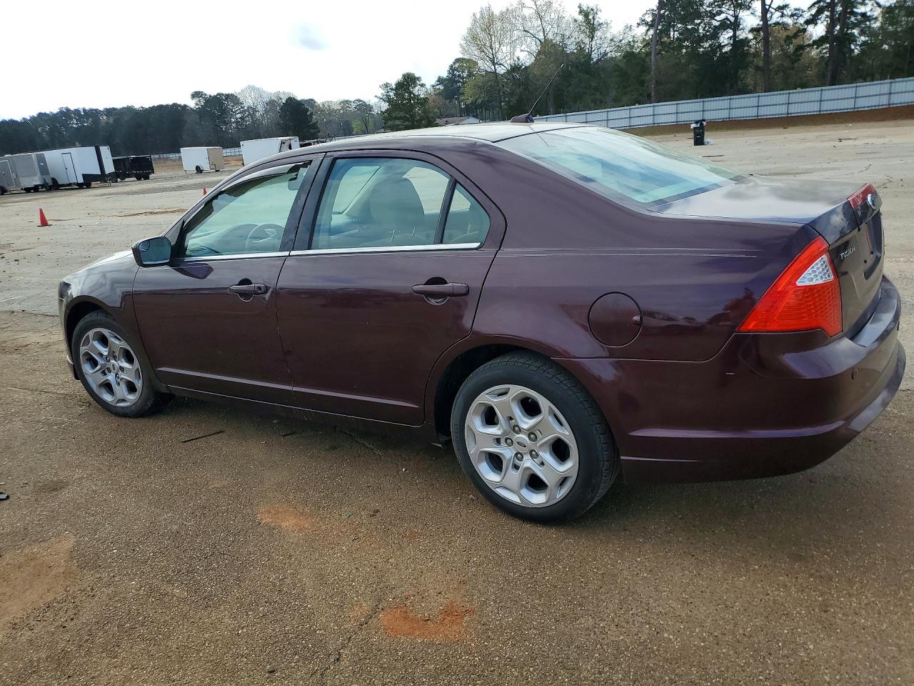 2011 Ford Fusion Se Burgundy vin: 3FAHP0HAXBR176803