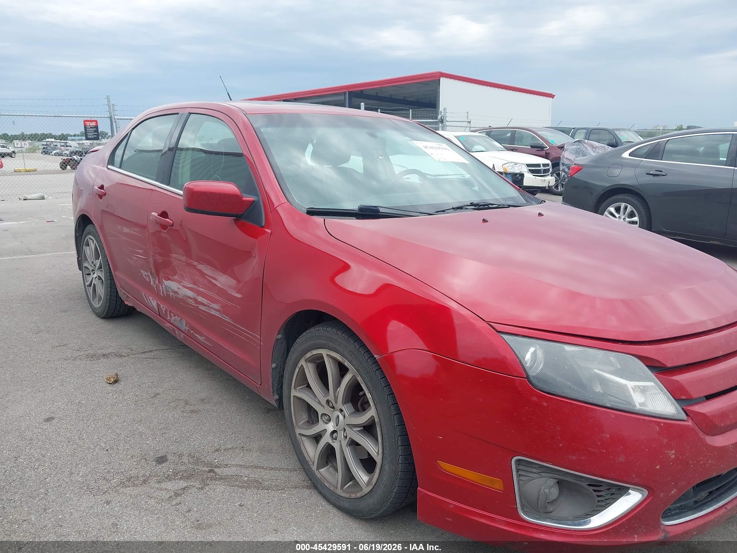 2011 Ford Fusion Se Red vin: 3FAHP0HAXBR184643