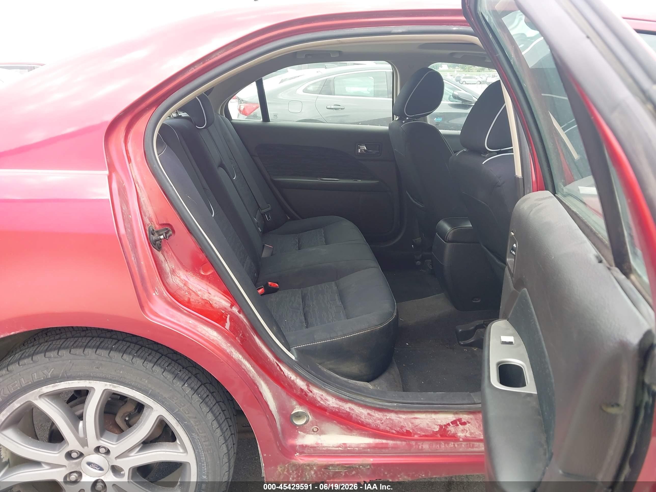 2011 Ford Fusion Se Red vin: 3FAHP0HAXBR184643