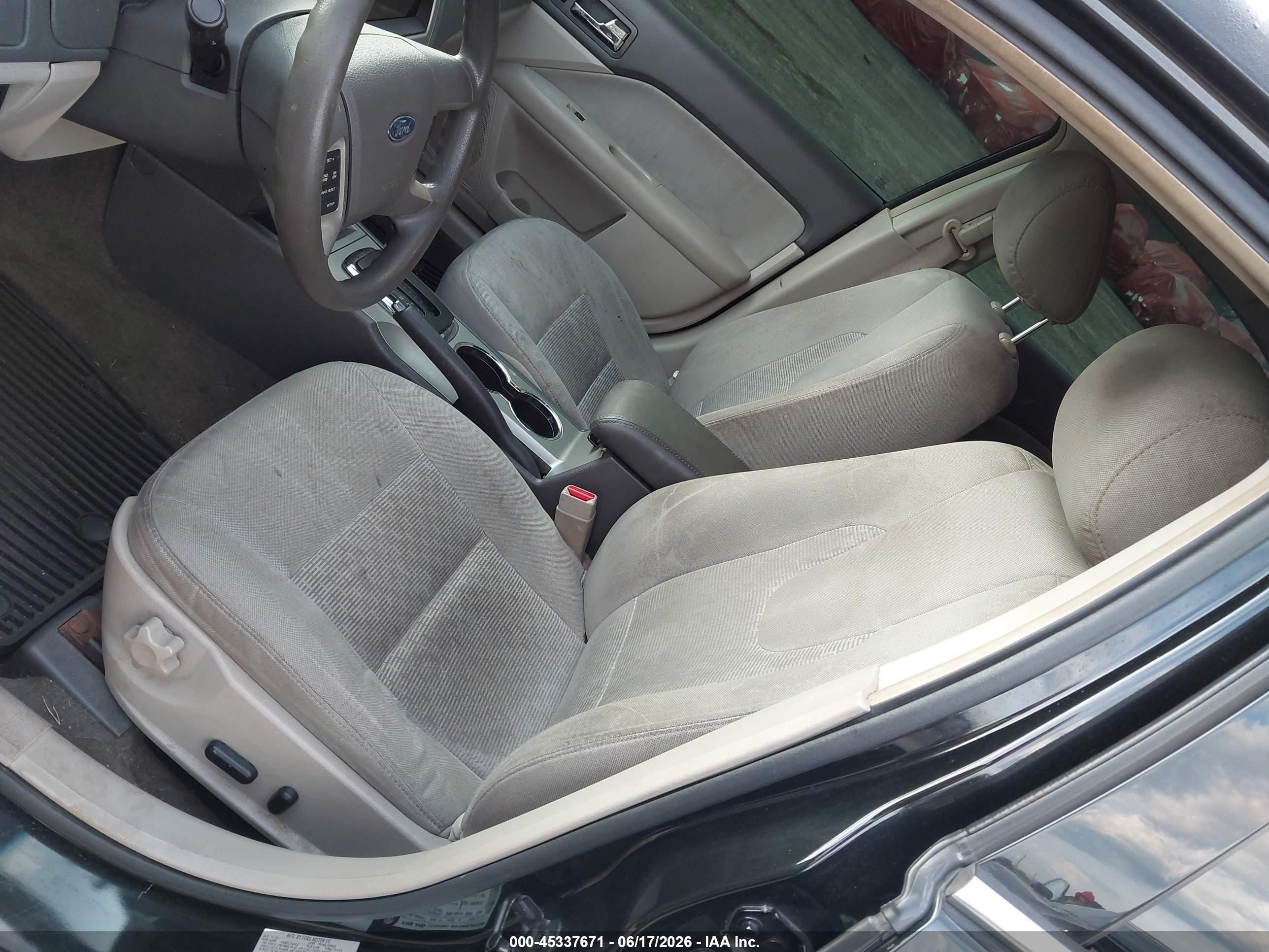 2011 Ford Fusion Se Black vin: 3FAHP0HAXBR202896