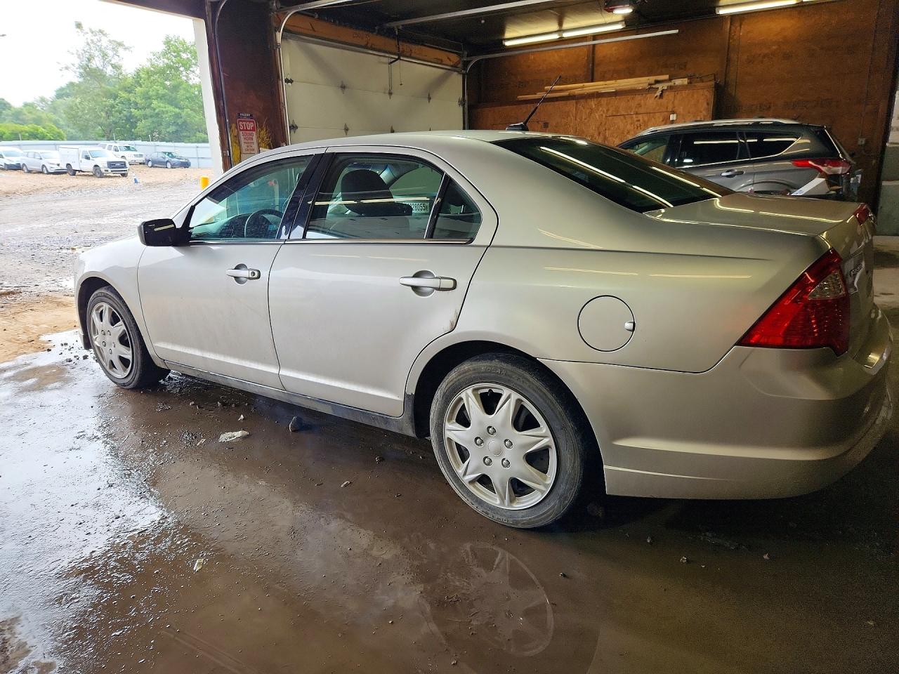 2011 Ford Fusion Se Silver vin: 3FAHP0HAXBR237339