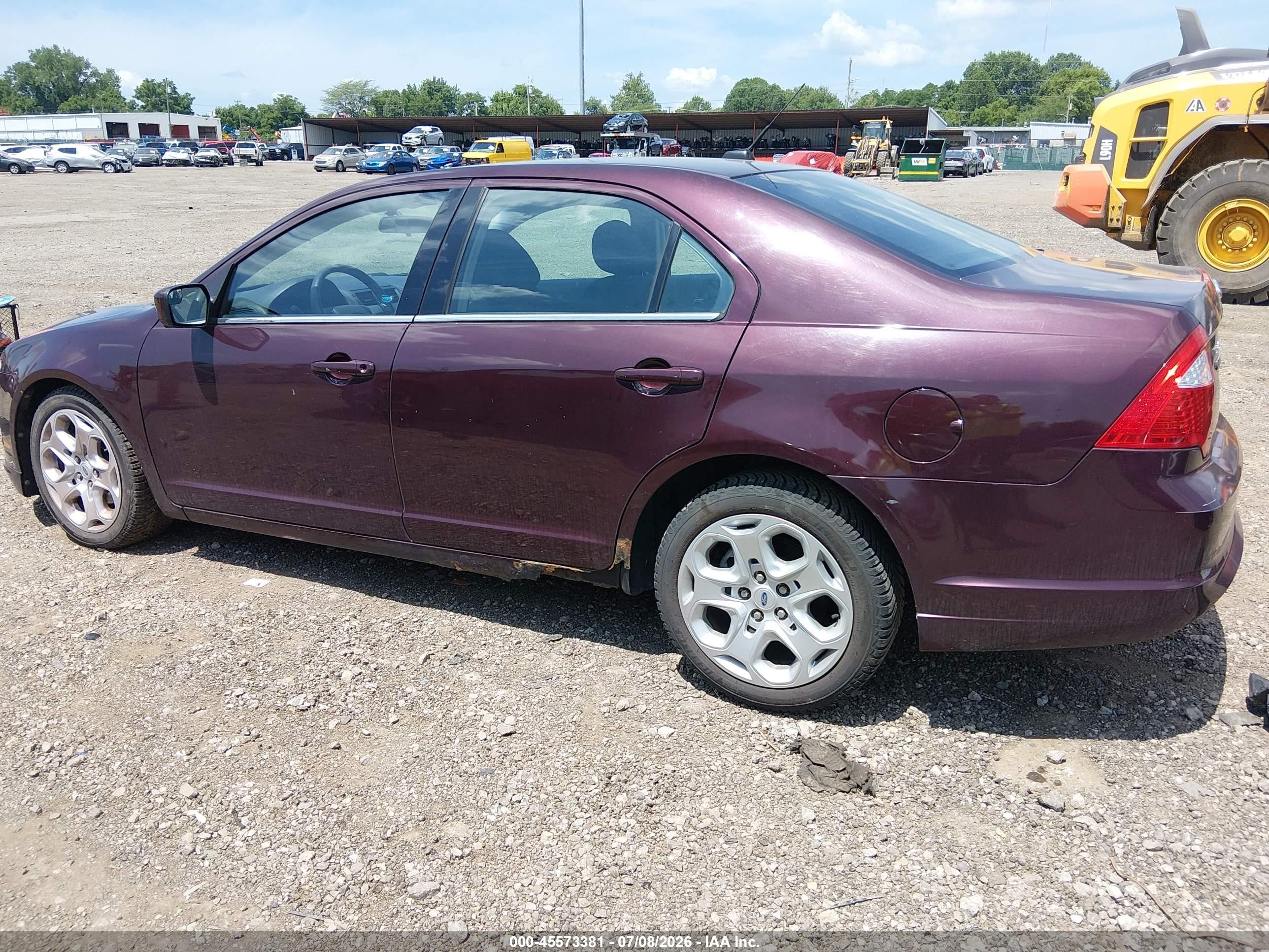 2011 Ford Fusion Se Maroon vin: 3FAHP0HAXBR246655