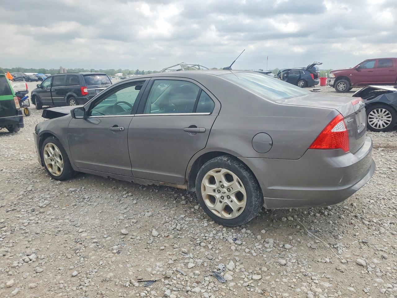 2011 Ford Fusion Se Gray vin: 3FAHP0HAXBR250141