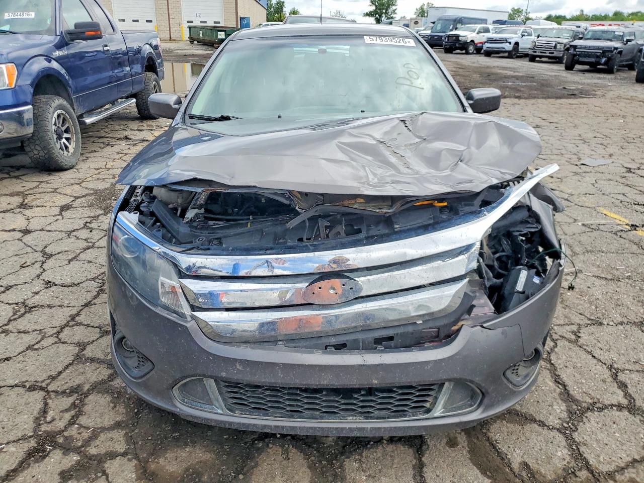 2011 Ford Fusion Se Gray vin: 3FAHP0HAXBR267988