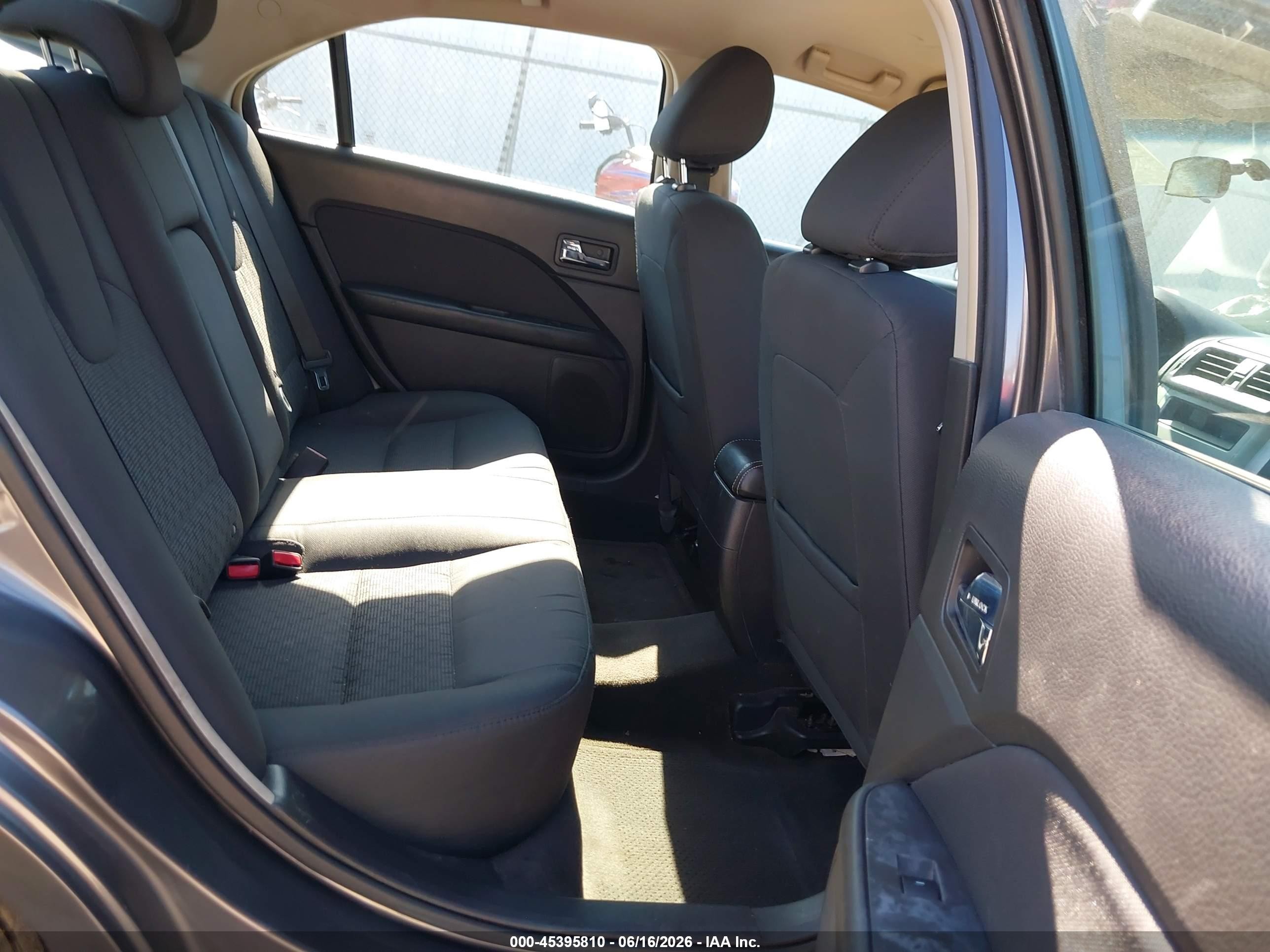 2011 Ford Fusion Se Серый vin: 3FAHP0HAXBR281342