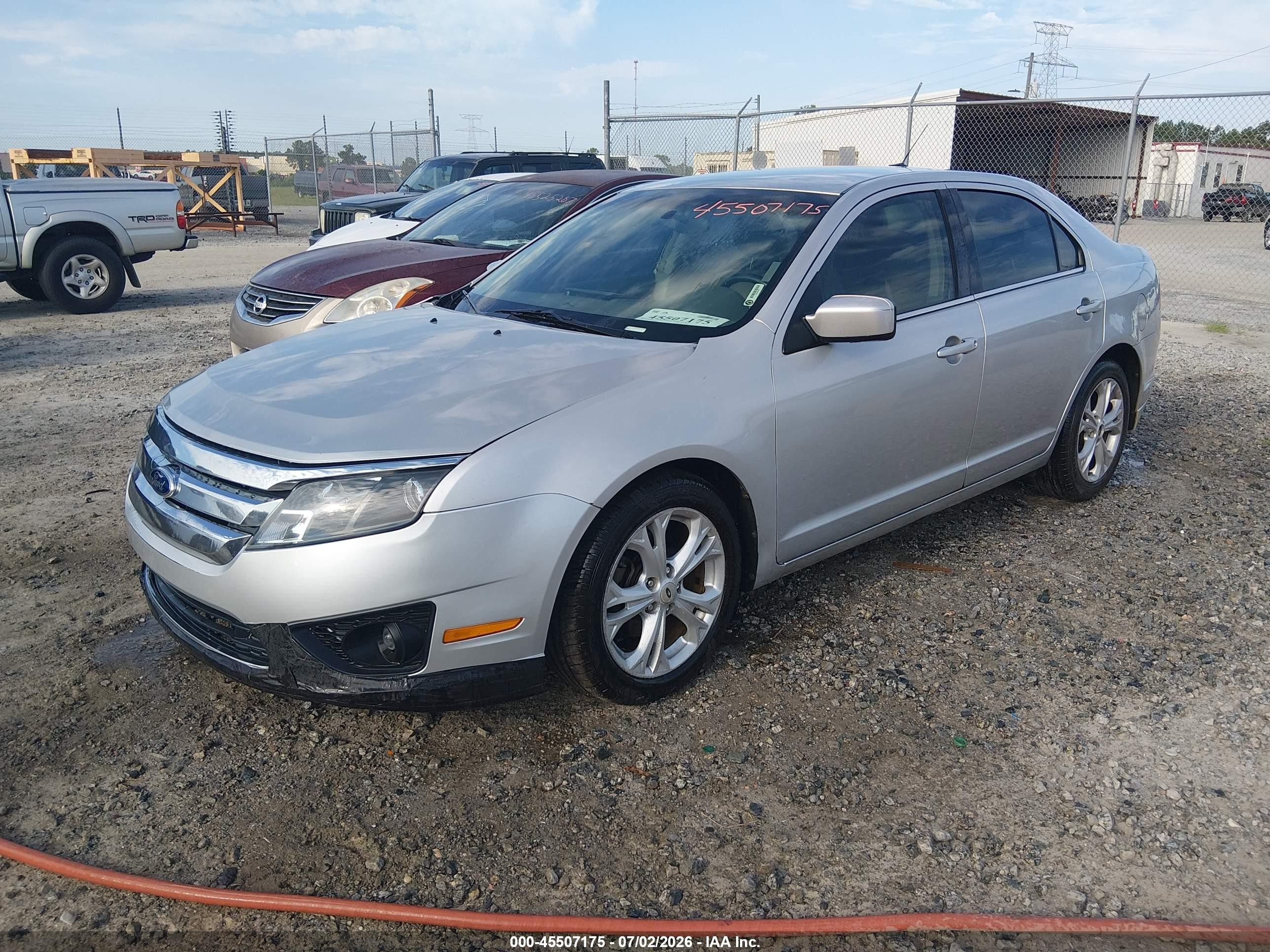 2012 Ford Fusion Se Silver vin: 3FAHP0HAXCR152244